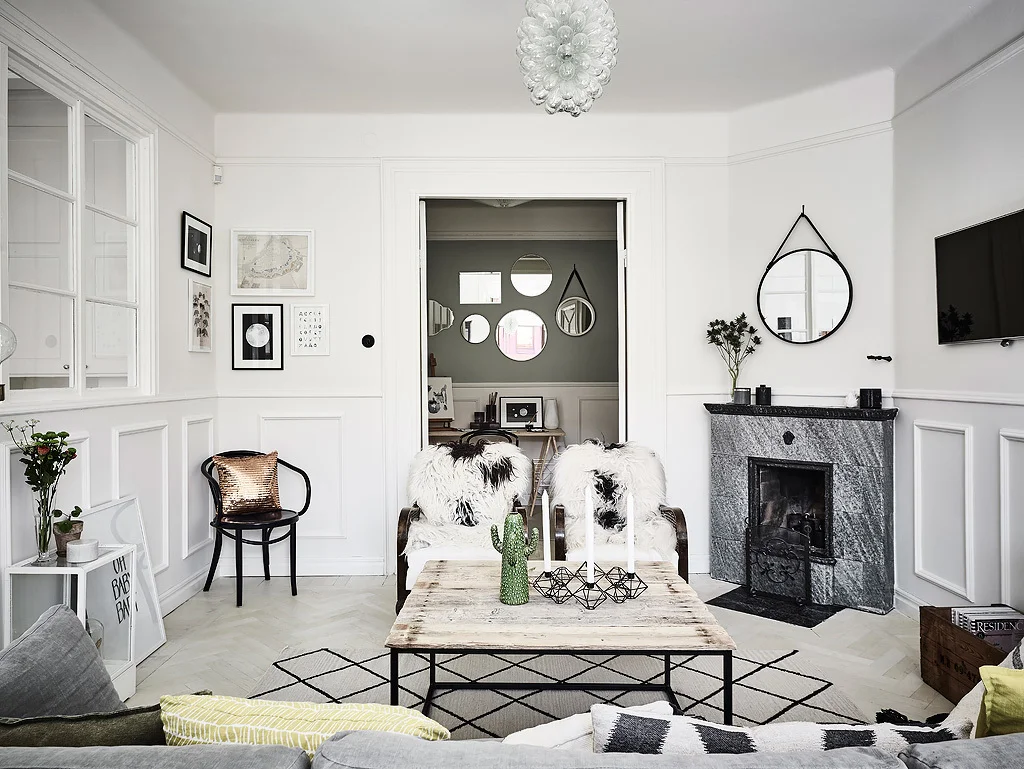 We love the cluster of mirrors on the far wall - an unusual but very effective feature 
