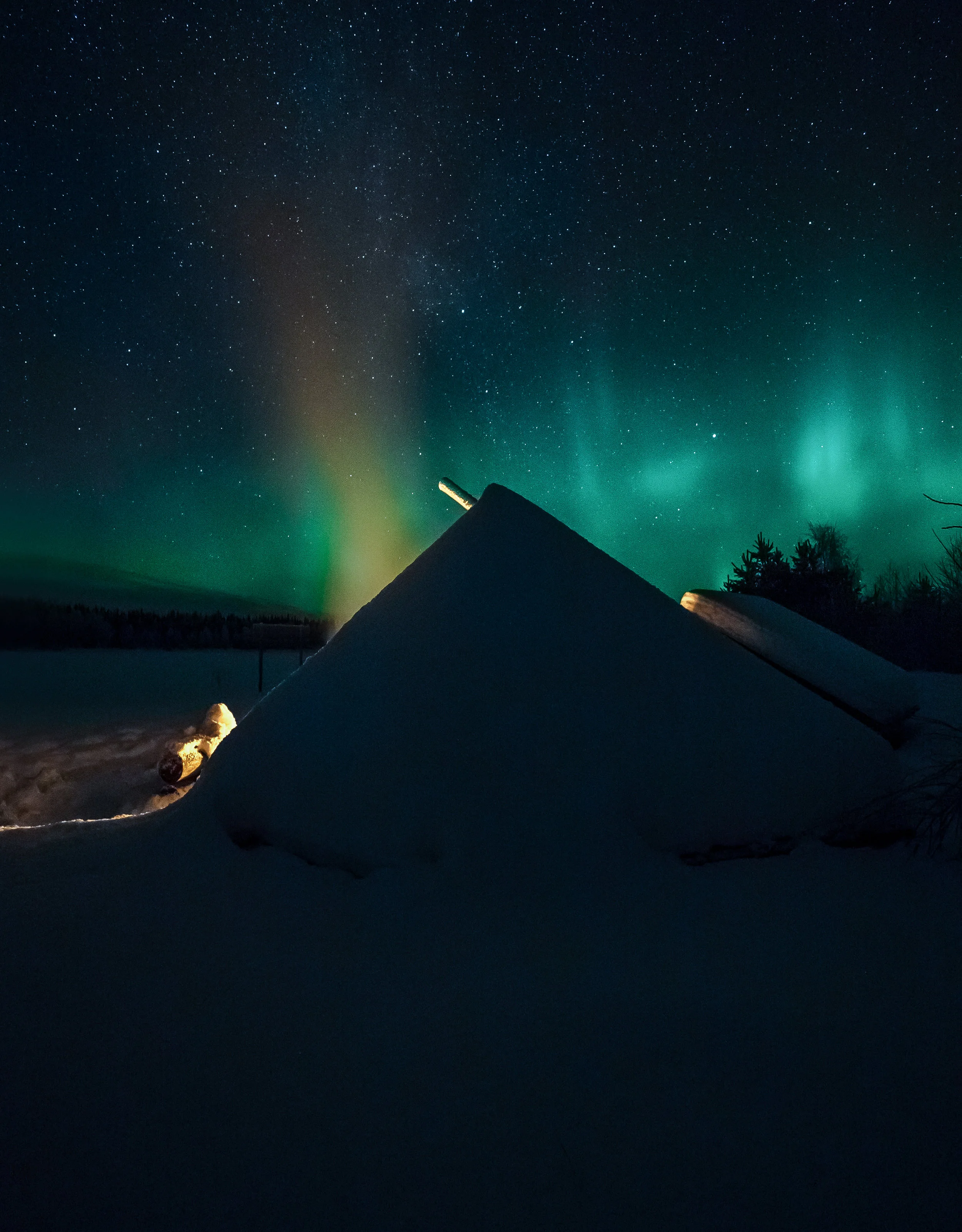 1. Aurora Borealis + bonfire.jpg