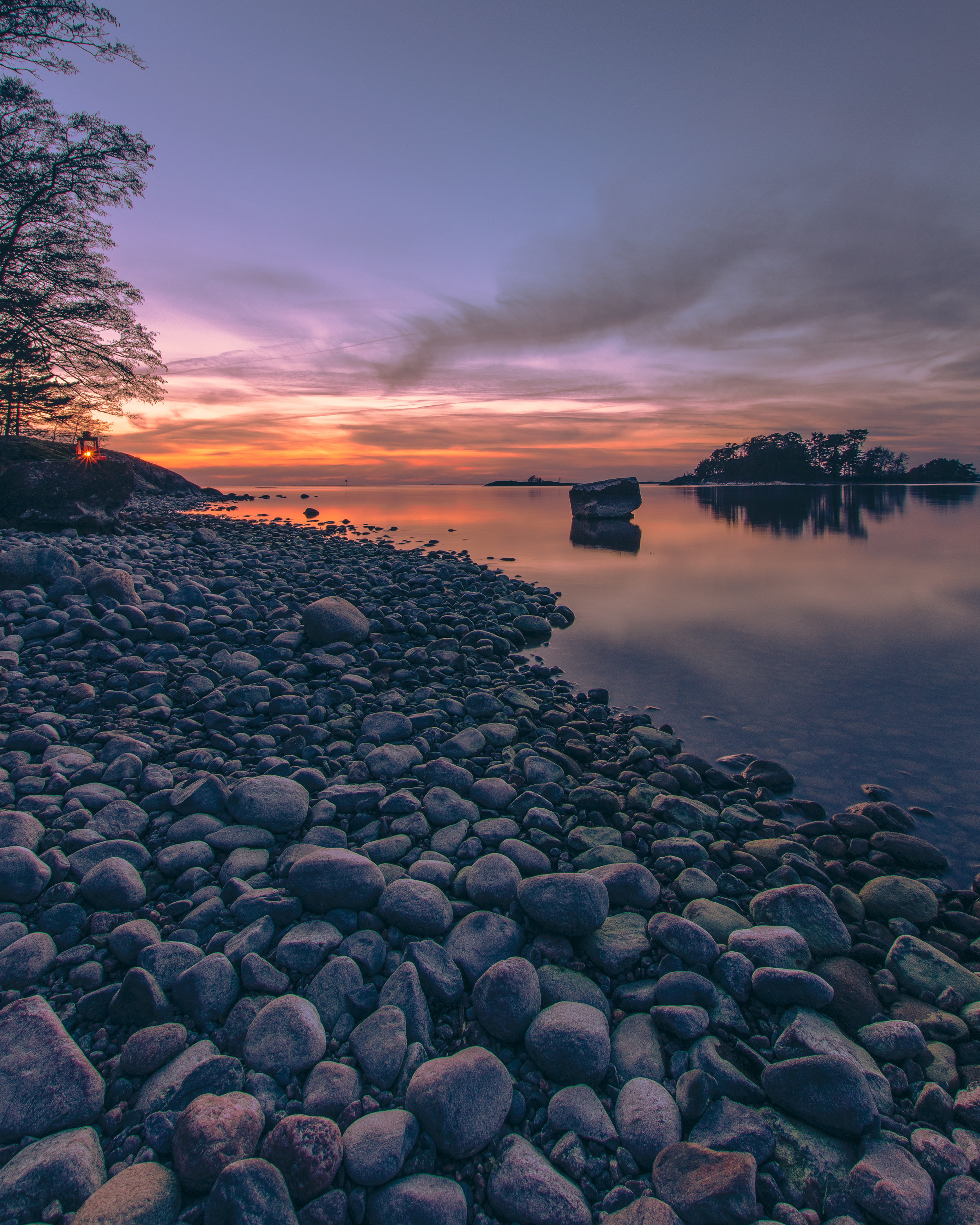 Love the colours after the sun has set… it just has this peaceful feel.