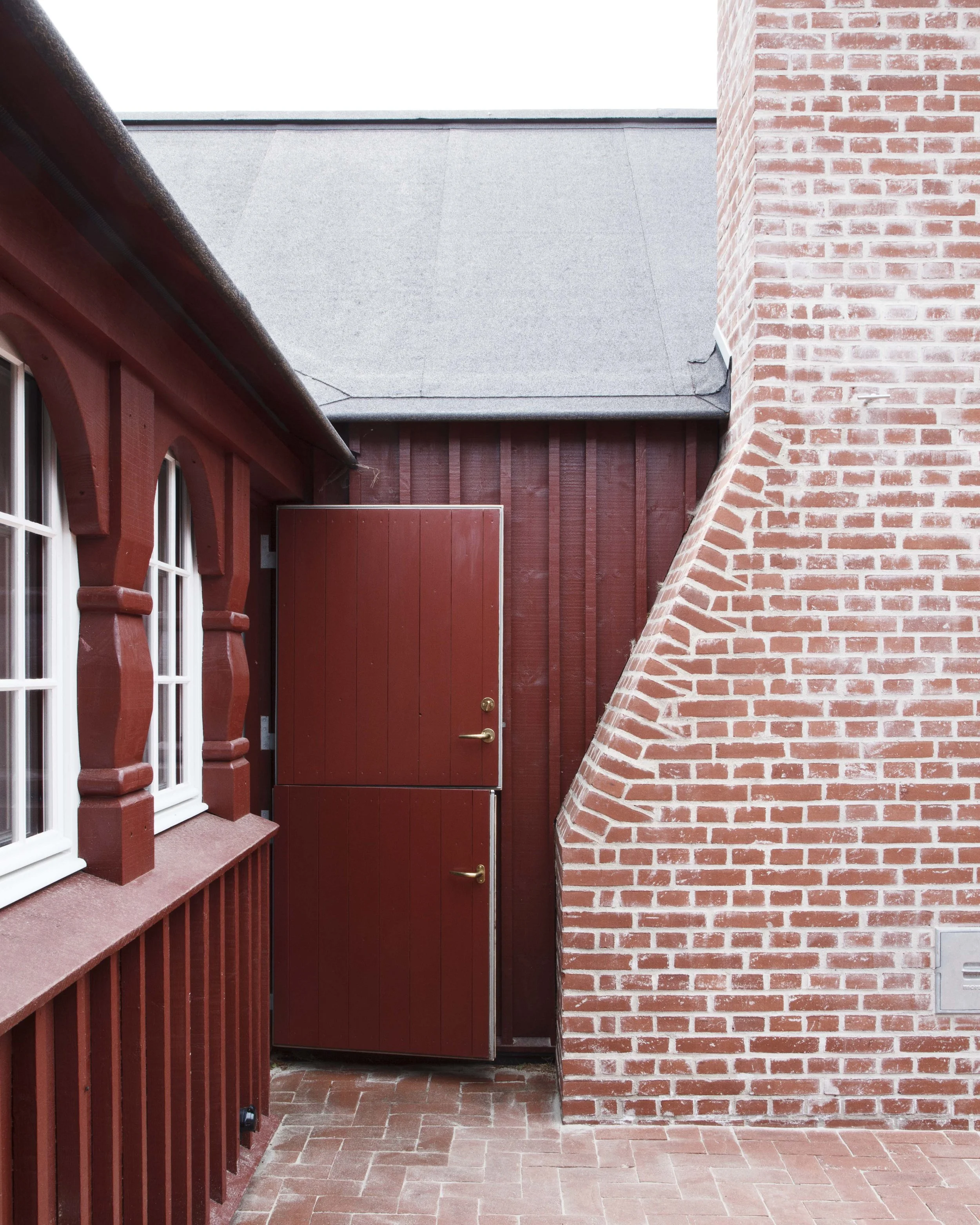 Bakkedraget 04 - Courtyard - Cottage - Photo_Laura Stamer.jpg