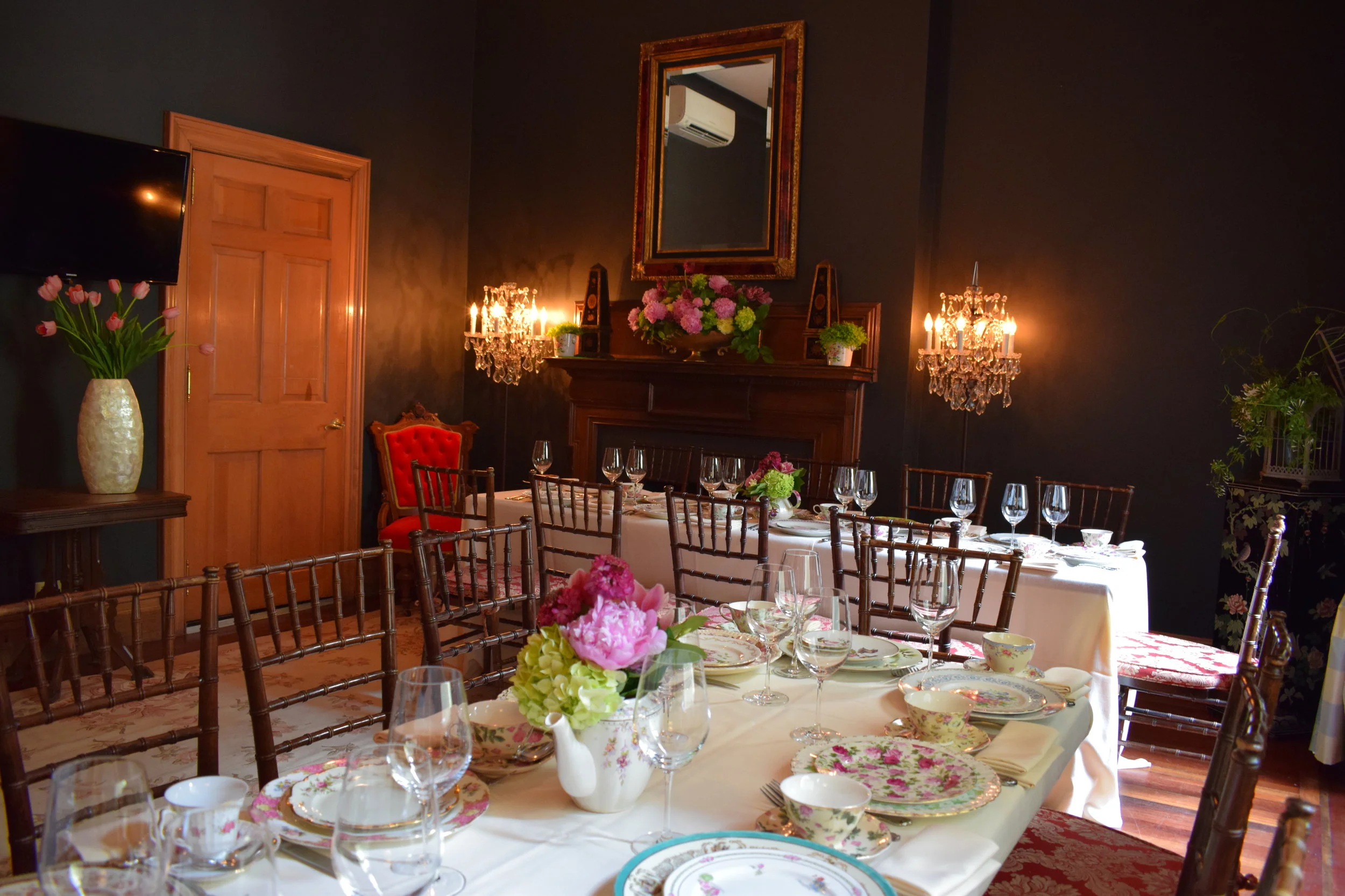 Lady Mendl's Gallery