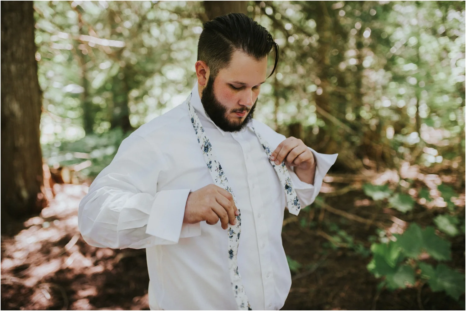 lovestoriesco-amber-phinisee-seattle-mount-rainier-elopement_0011.jpg