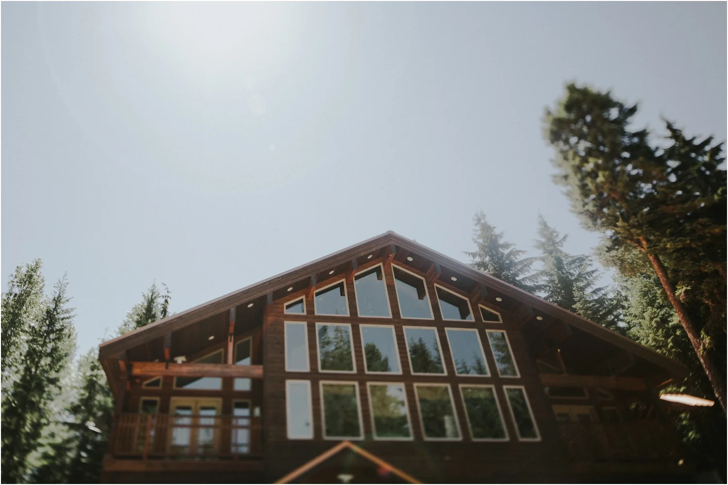 lovestoriesco-amber-phinisee-seattle-mount-rainier-elopement_0021.jpg