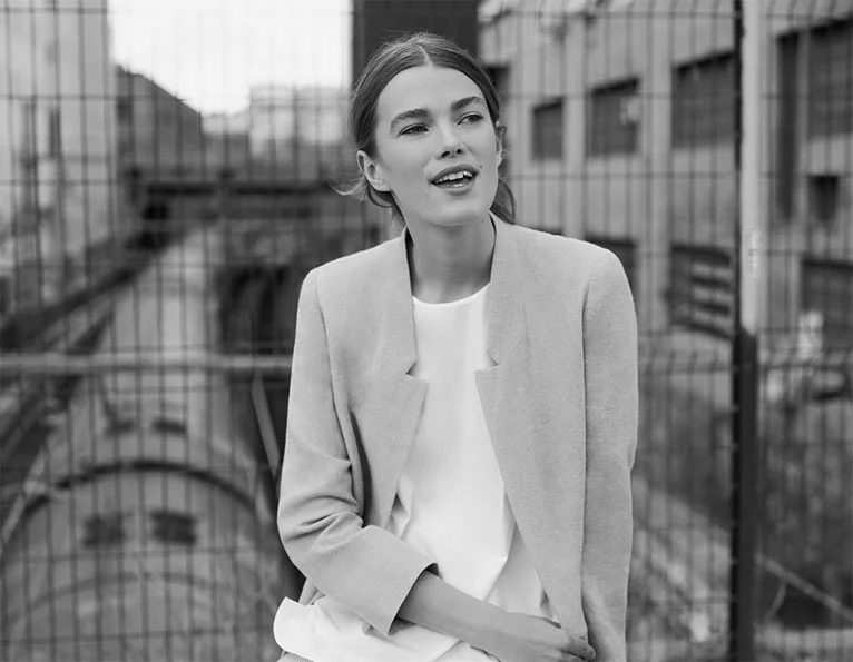http://www.zara.com/uk/