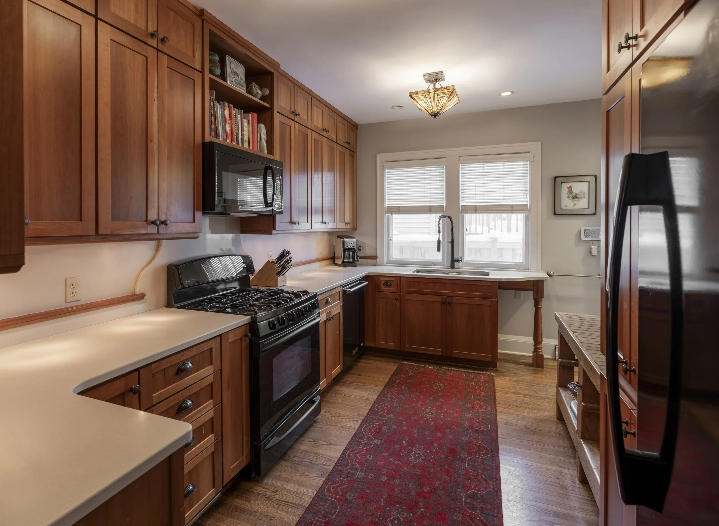 407 Macalester-17.jpg