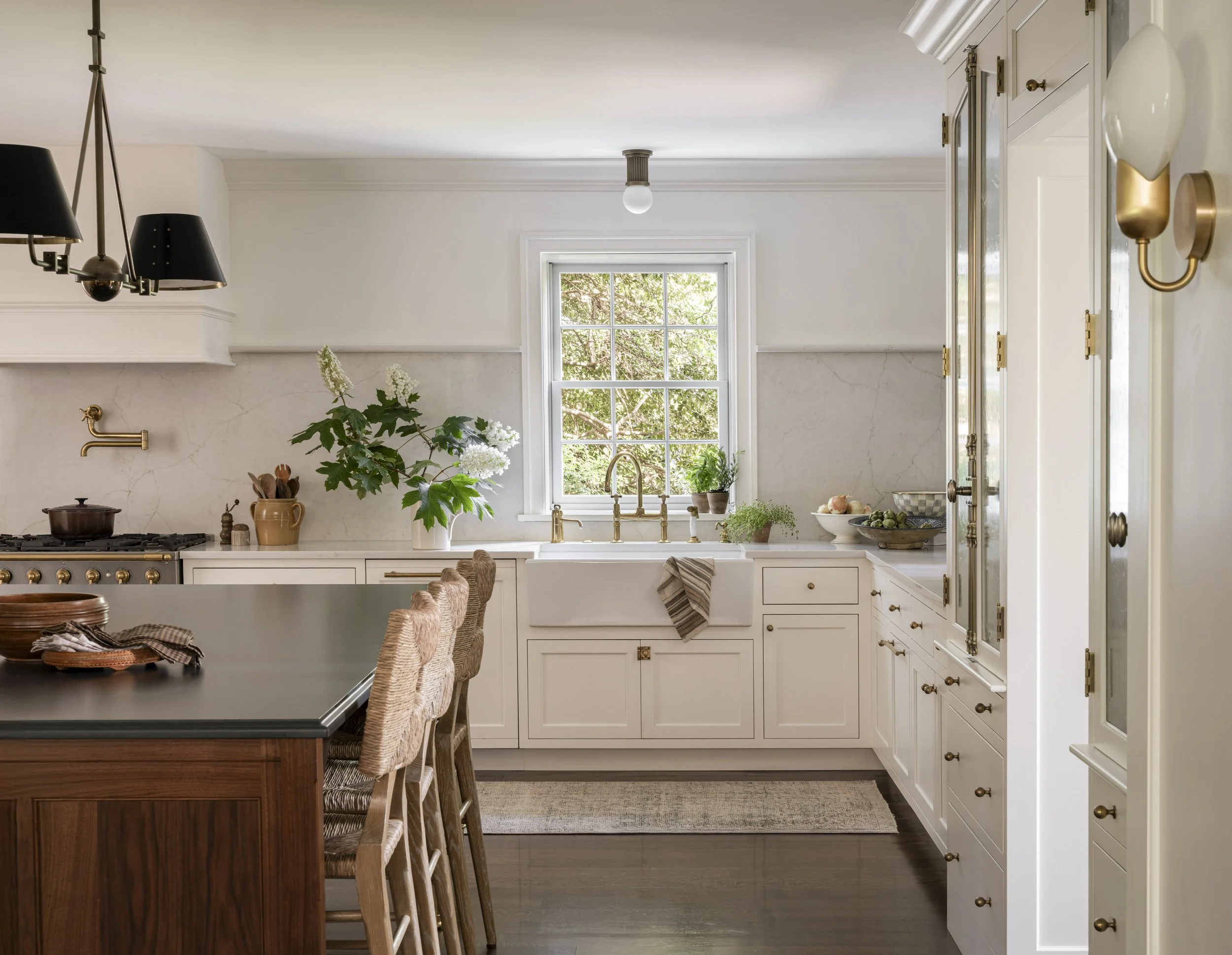 THO - Light & Bright-2.jpg