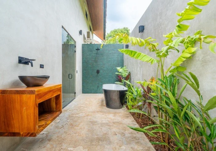 villa-with-jungle-views-private-home-ojochal_gallery~~68e9406fe03e5.jpg