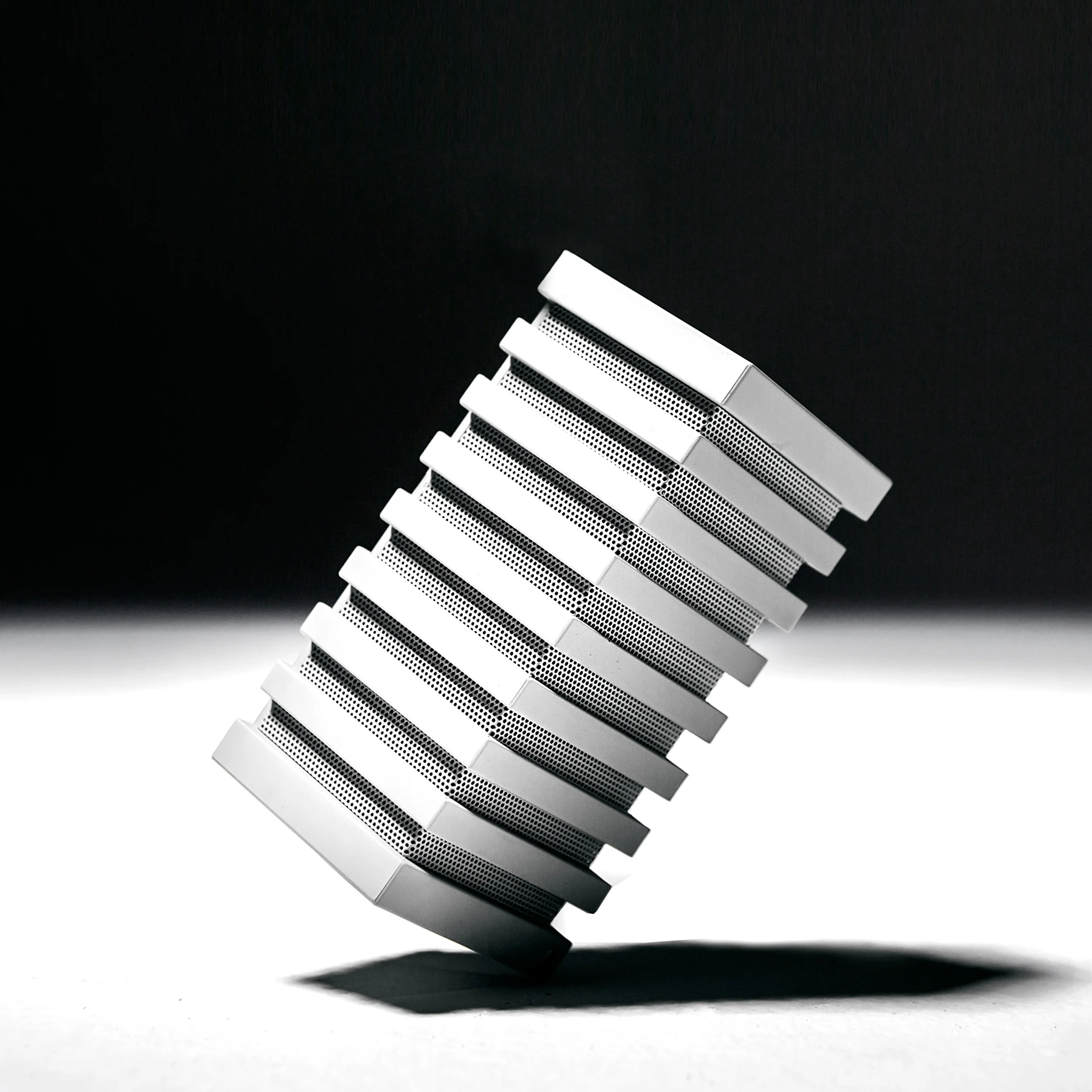 lihudi-speaker-1.jpg