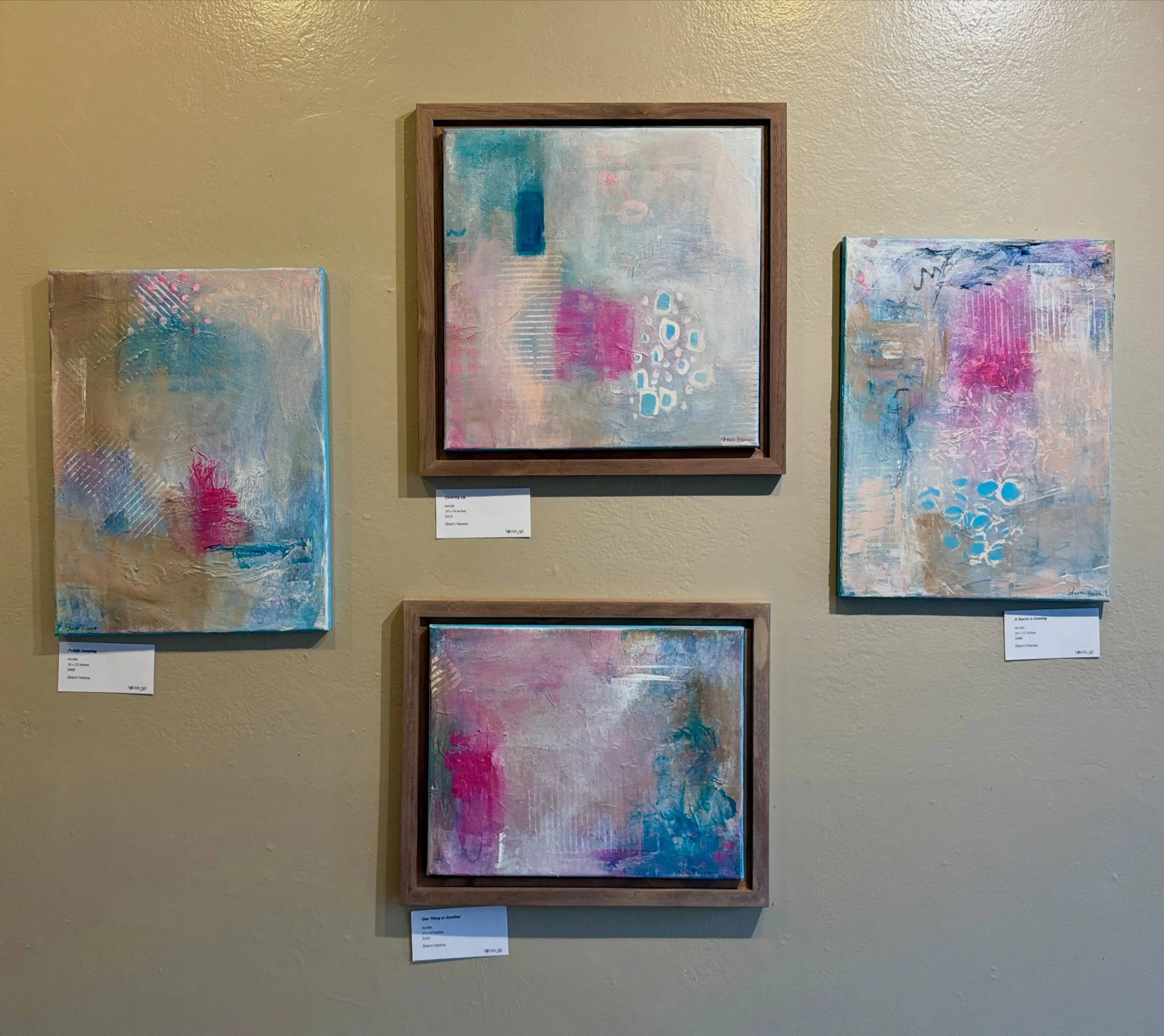 Small abstract paintings in soft gray, pink and magenta, in a quiet gallery just off Main Street in Half Moon Bay.

Last day of Pumpkin Festival. If the crowds on Main Street get to be a lot, come in and catch your breath.

Inside Mirada Art it&rsquo