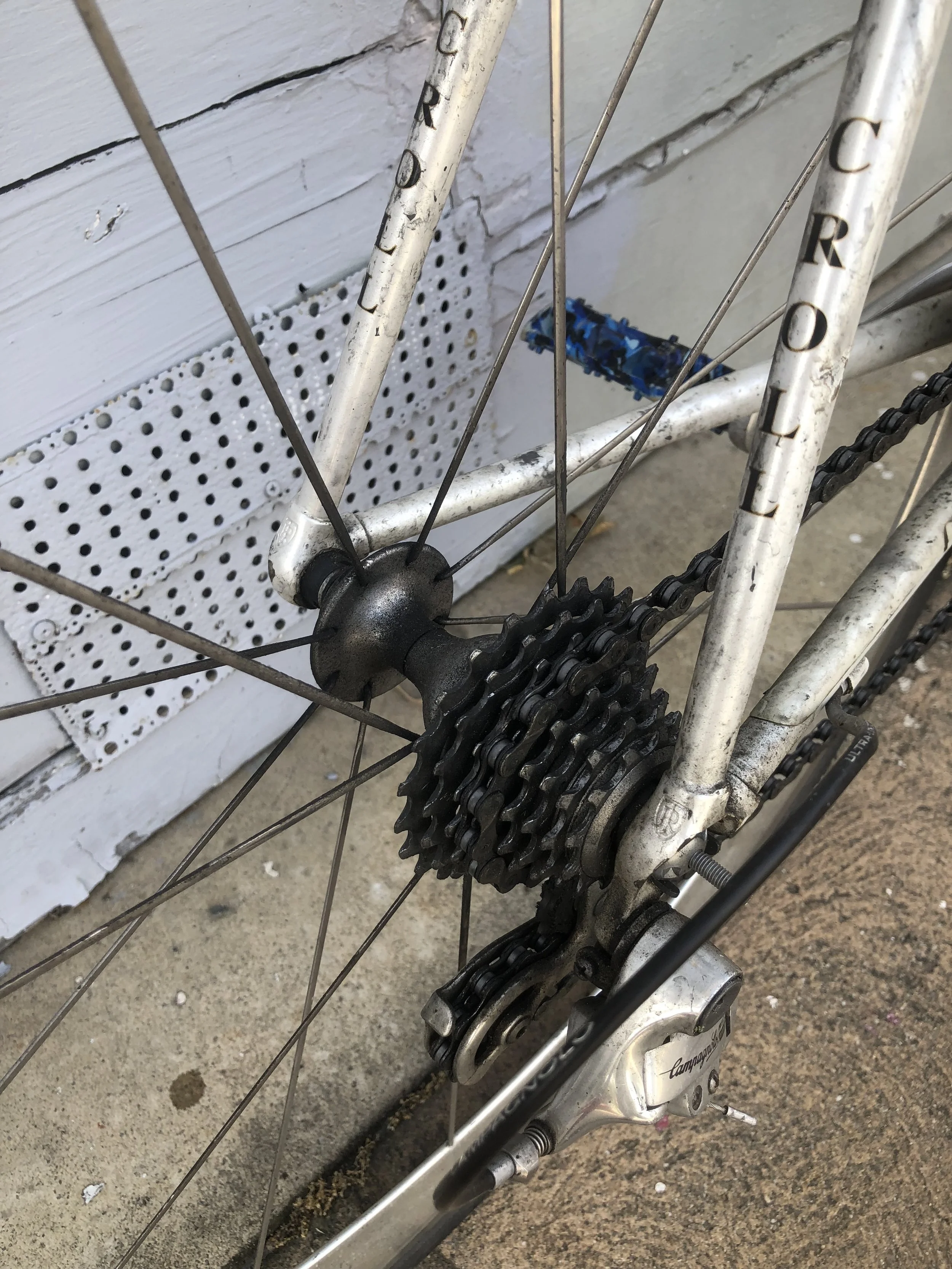  I think the 4 years of collect grease and dirt on these Campy hubs will cause some people to seize up, but for me it is like the rings of a tree, illustrating years of growth and cruising.  Security skewers are huge part of this chill ride as I can 