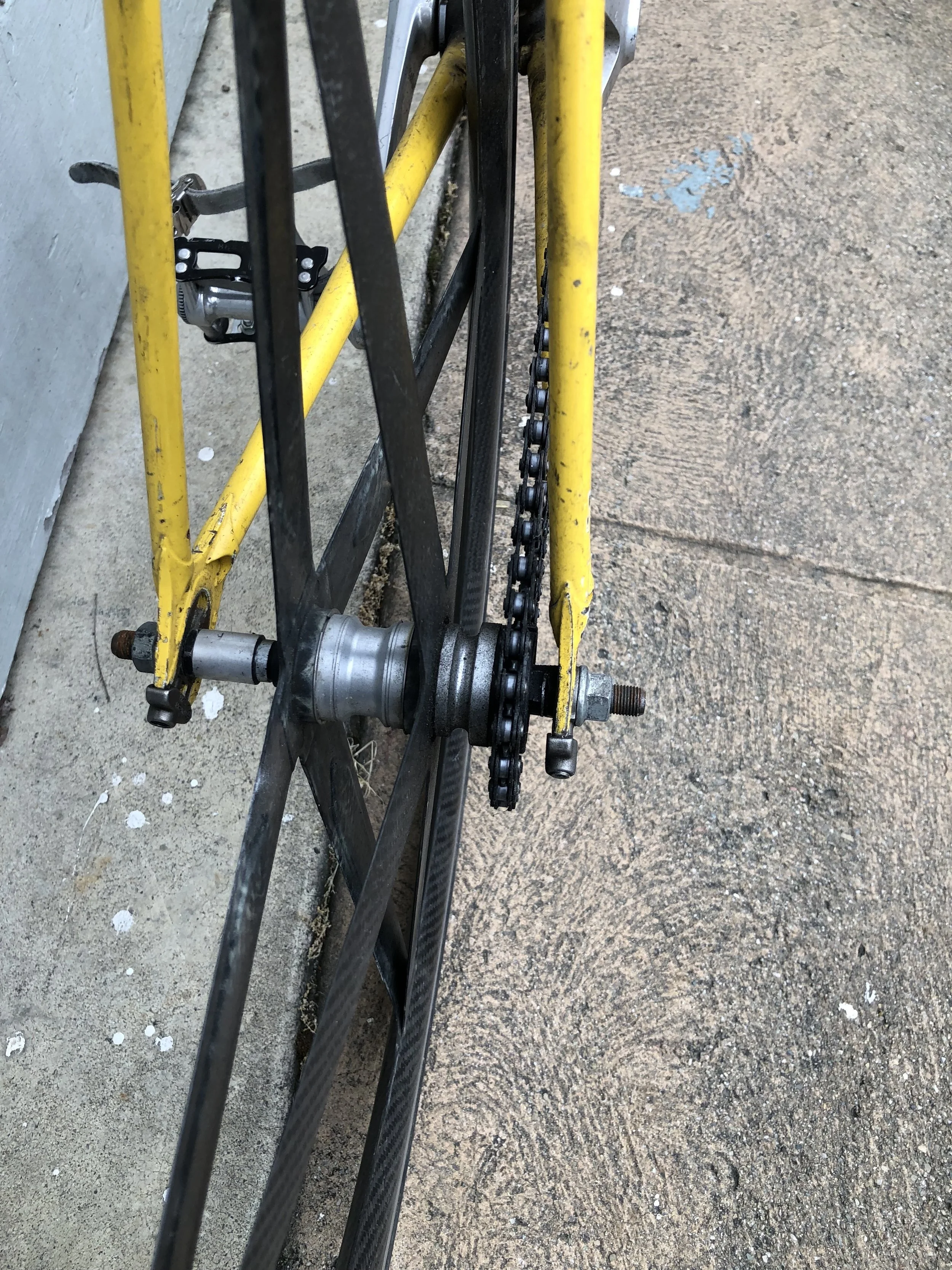  Even after the Rev X was torn from the quiver of the pro peleton they enjoyed a 2nd heyday in the continental and amateur racing scene.  Spinergy even made efforts to strengthen their fragile wheel (brand) but creating after market “stiffeners” dubb