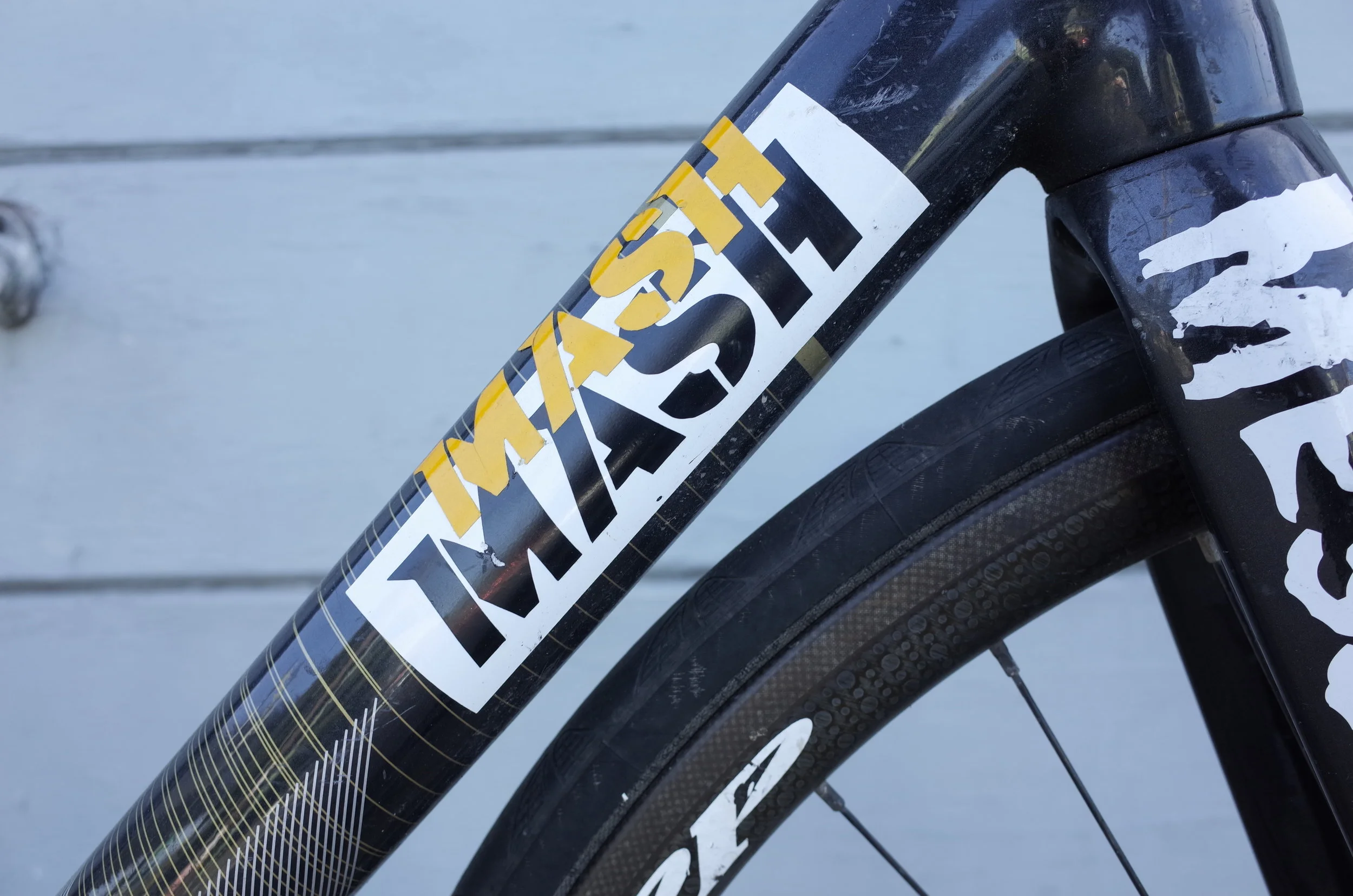  After I left Cinelli it seemed like a good idea to cover up some of the logo’s.. I don’t really know why now, but Mike always has a bunch of die-cut stickers laying around the shop so I went to town. 