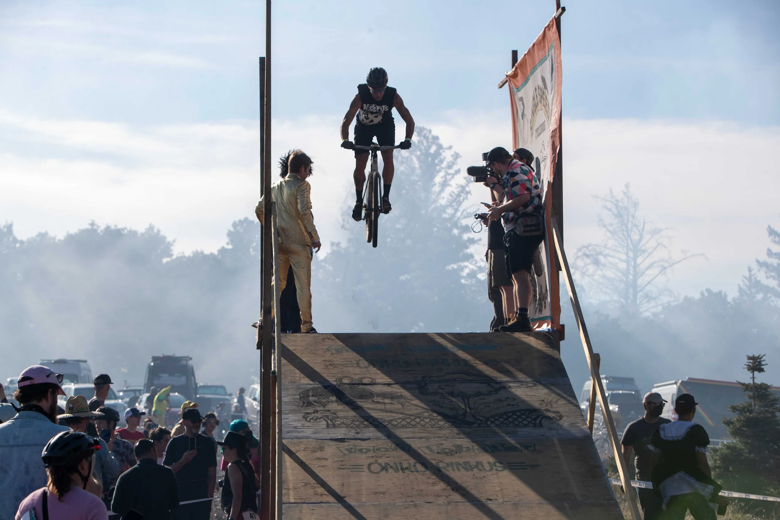  This bike was built up for SSCXWC 2023 in Santa Cruz CA (fitting right!?!) and as you can see.. I really sent it 