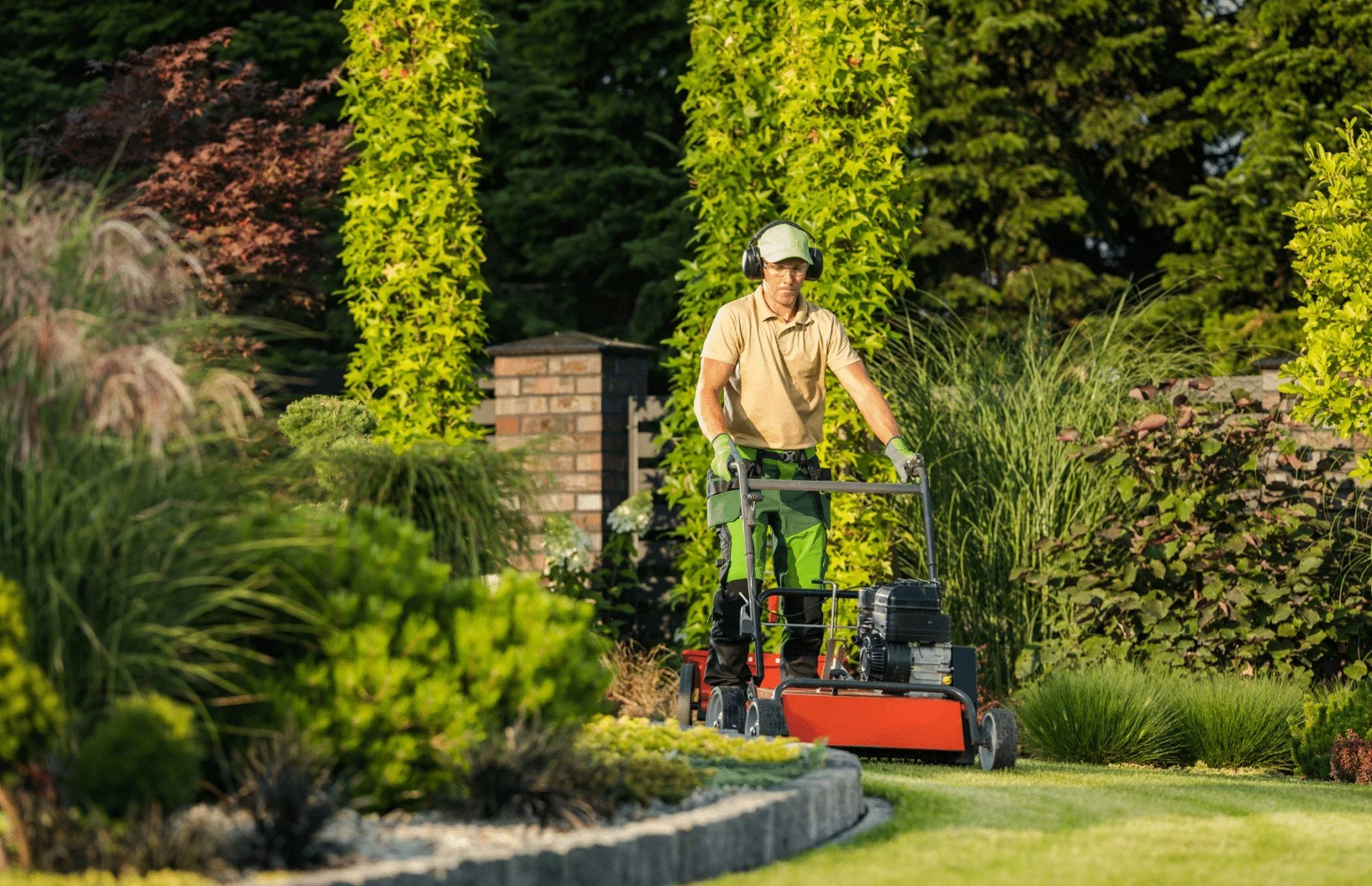 Professional Lawn Mowing in The Villages | Lawn Care