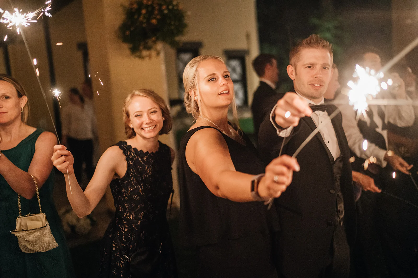 a private estate wedding 0774.jpg