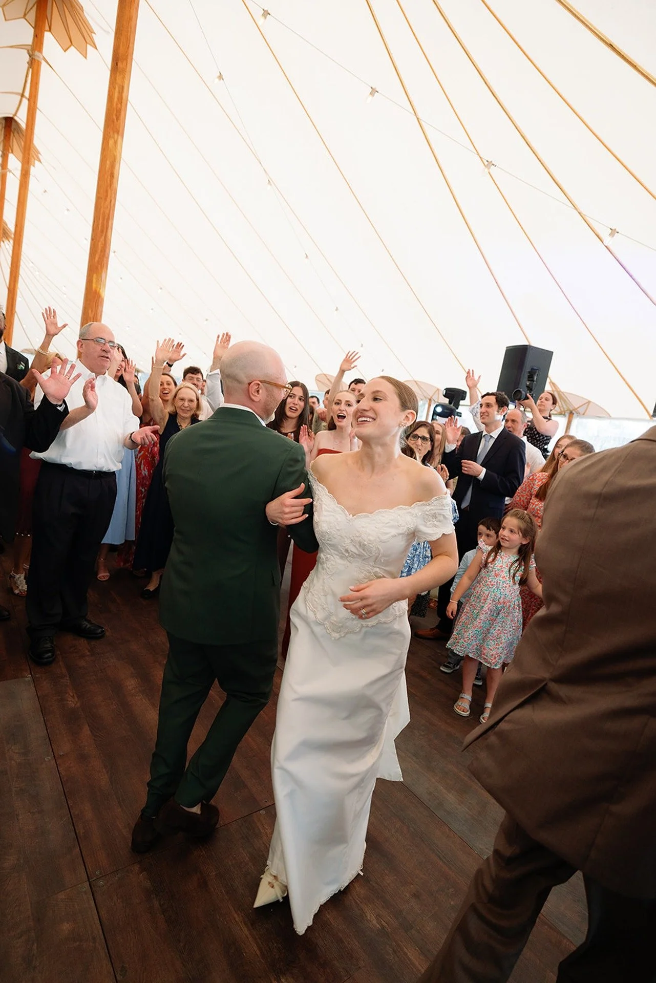 Greenport-NY-hudson-valley-wedding-planner-winery-wedding-outdoor-tented-event-in-vineyard (149).jpg
