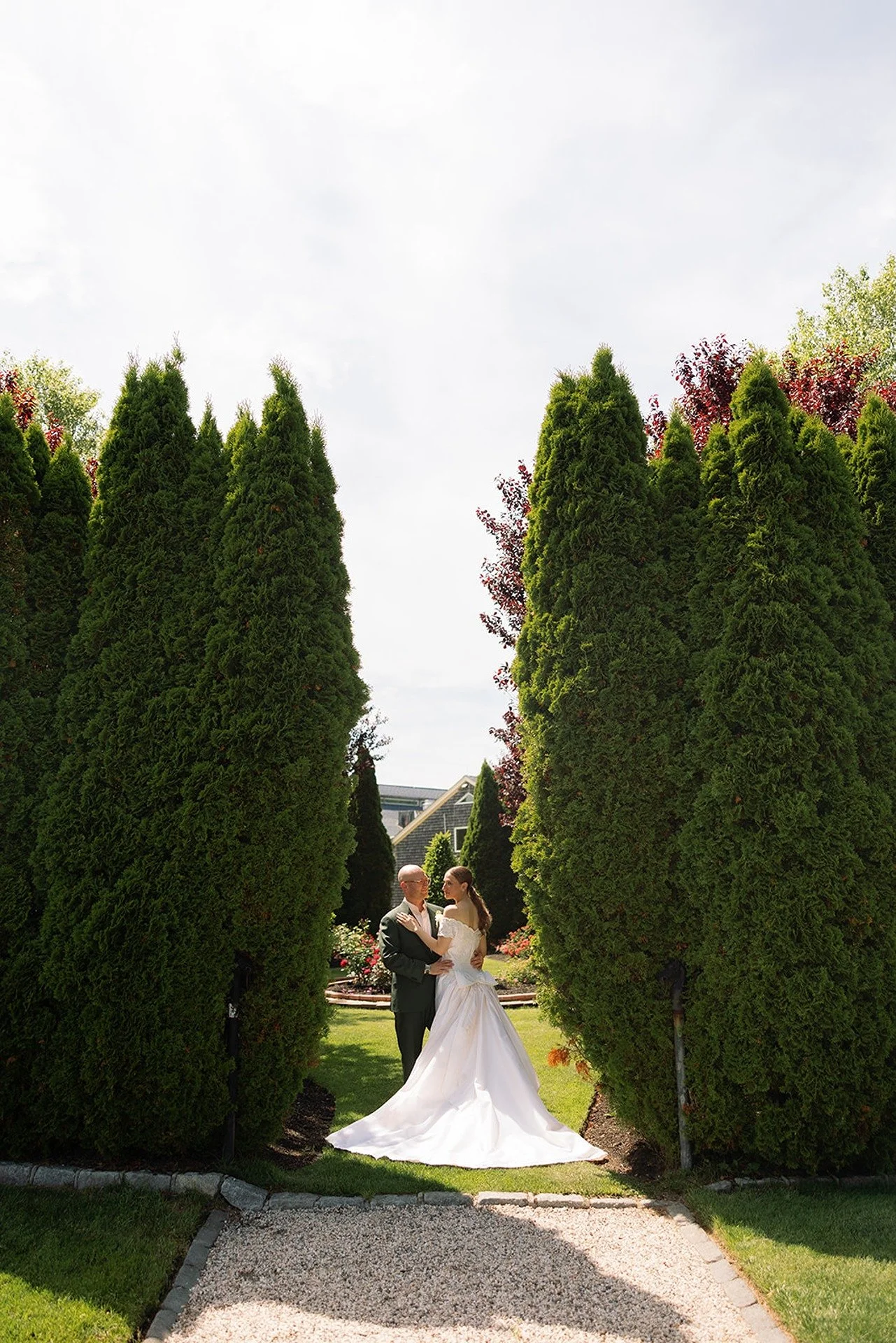Greenport-NY-hudson-valley-wedding-planner-winery-wedding-outdoor-tented-event-in-vineyard (8).jpg