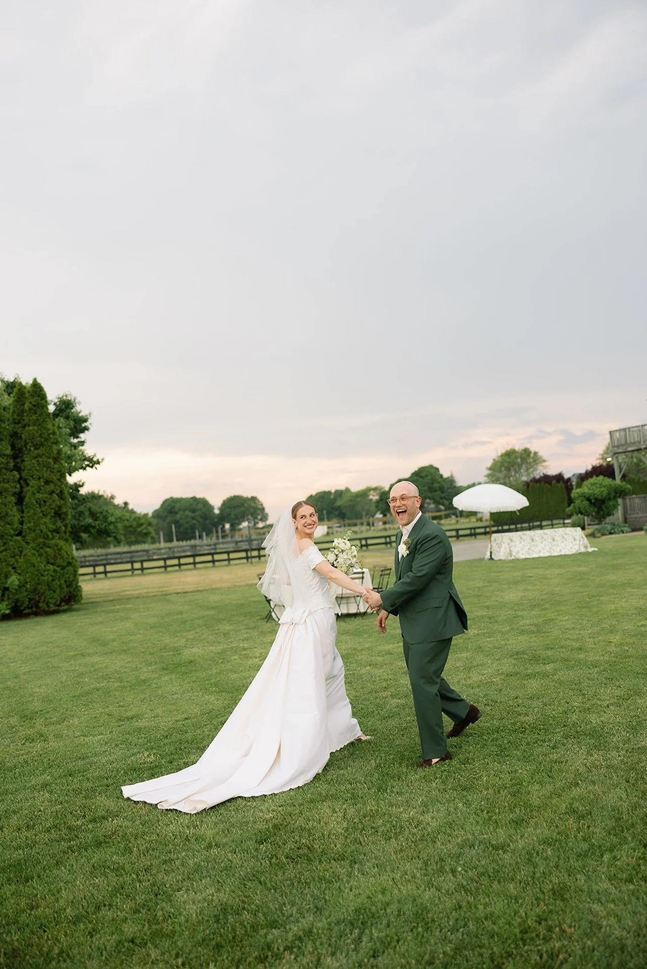 Greenport-NY-hudson-valley-wedding-planner-winery-wedding-outdoor-tented-event-in-vineyard (11).jpg