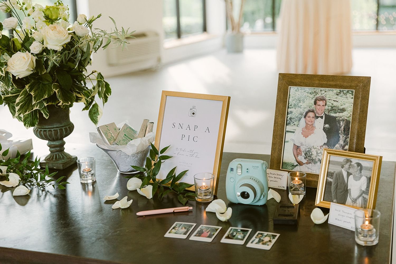 wedding-welcome-station-with-polaroids