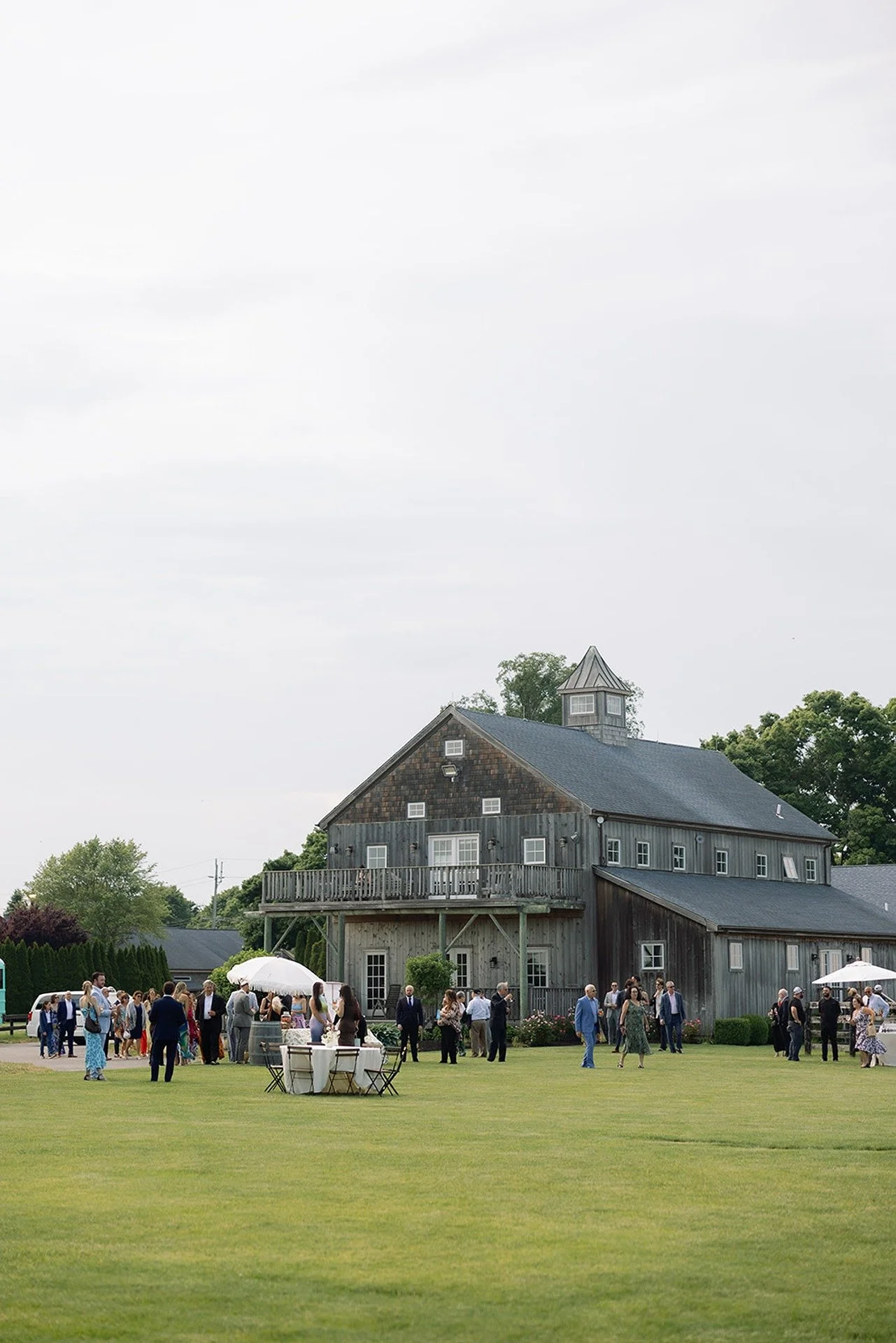 Greenport-NY-hudson-valley-wedding-planner-winery-wedding-outdoor-tented-event-in-vineyard (101).jpg