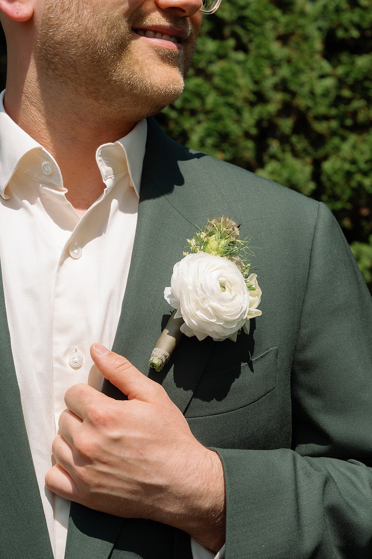 Greenport-NY-hudson-valley-wedding-planner-winery-wedding-outdoor-tented-event-in-vineyard (62).jpg