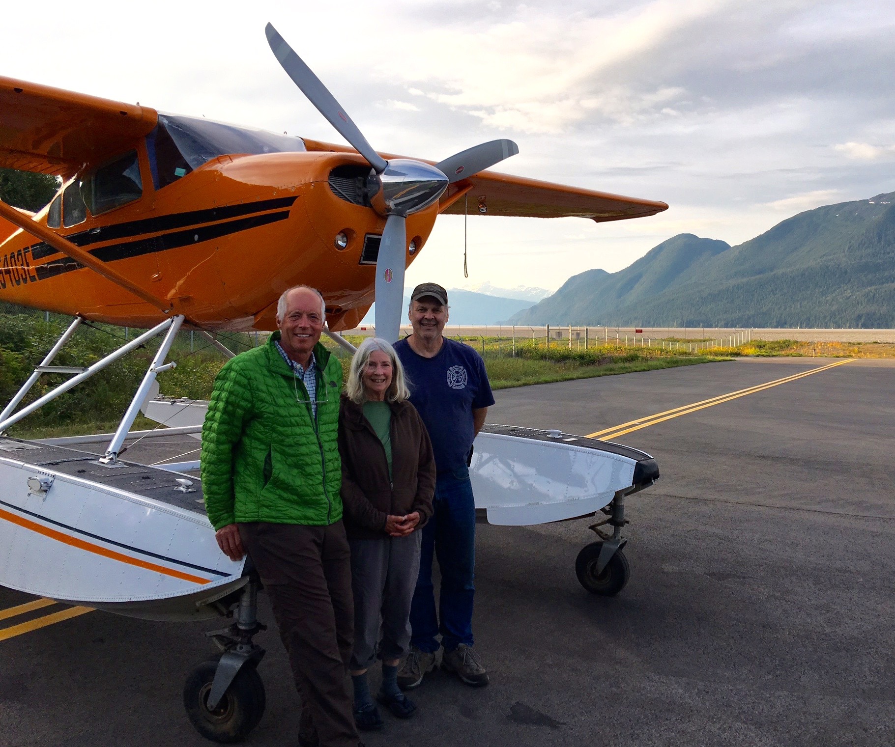 Looks like it is going to be a great evening for flying