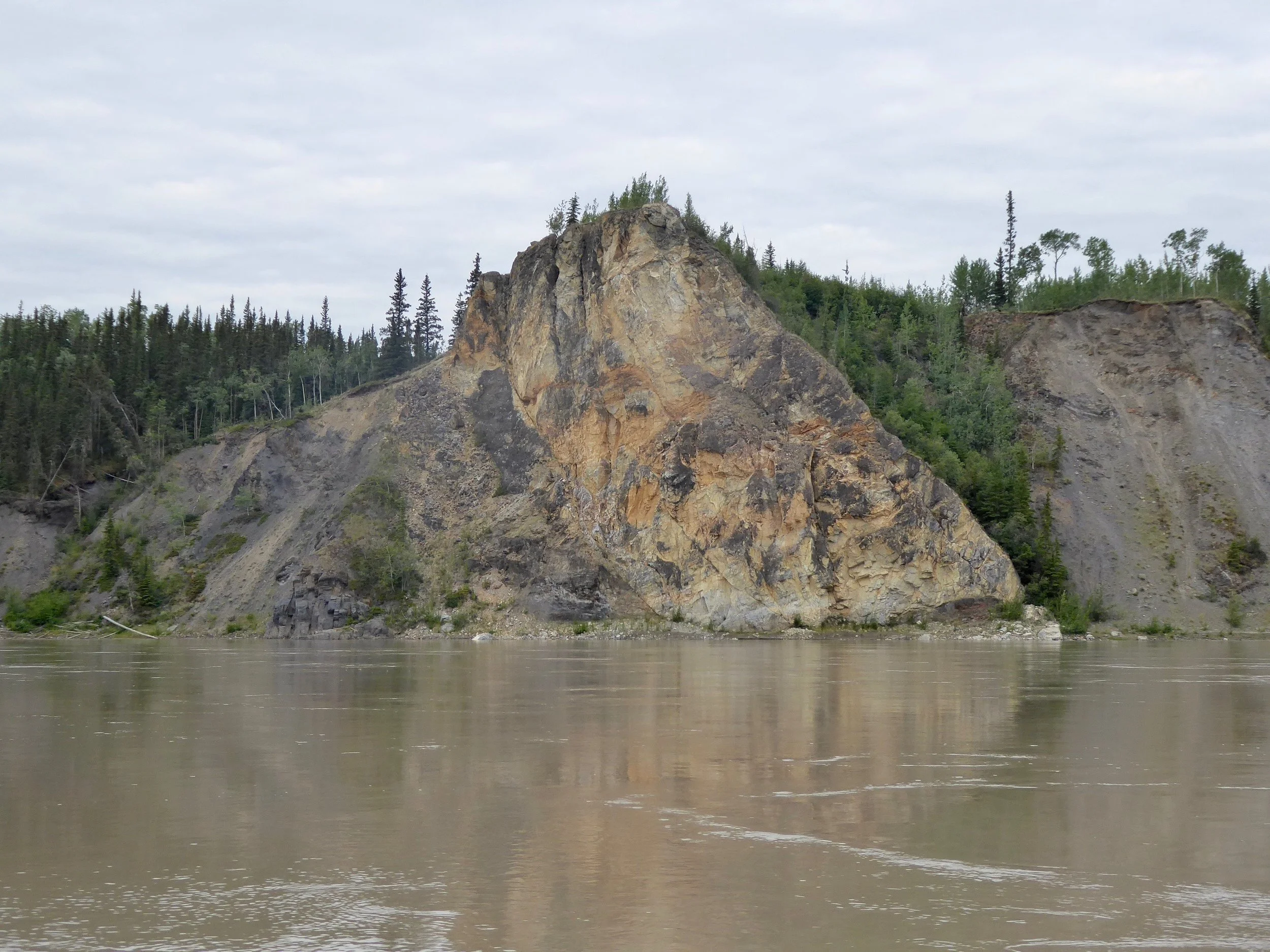 and Old Woman Rock is on the right.