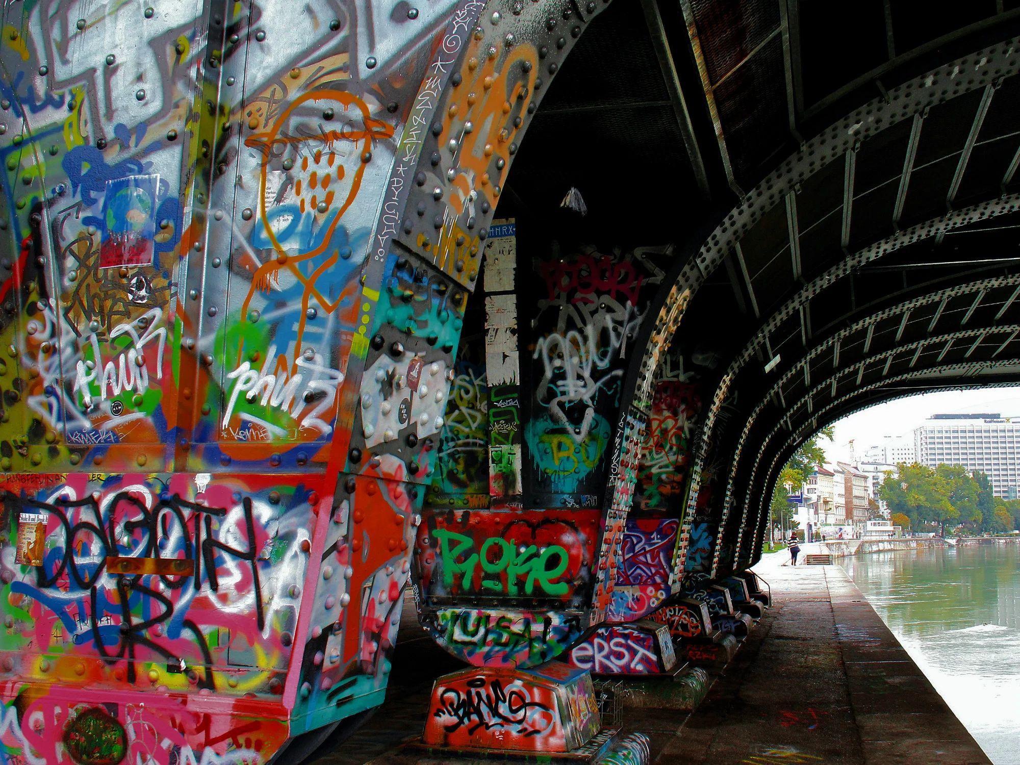 grafitti bridge.jpg