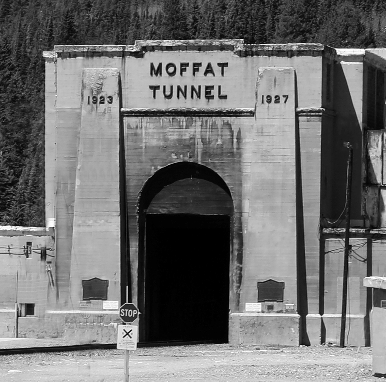moffat tunnel_bw.jpg