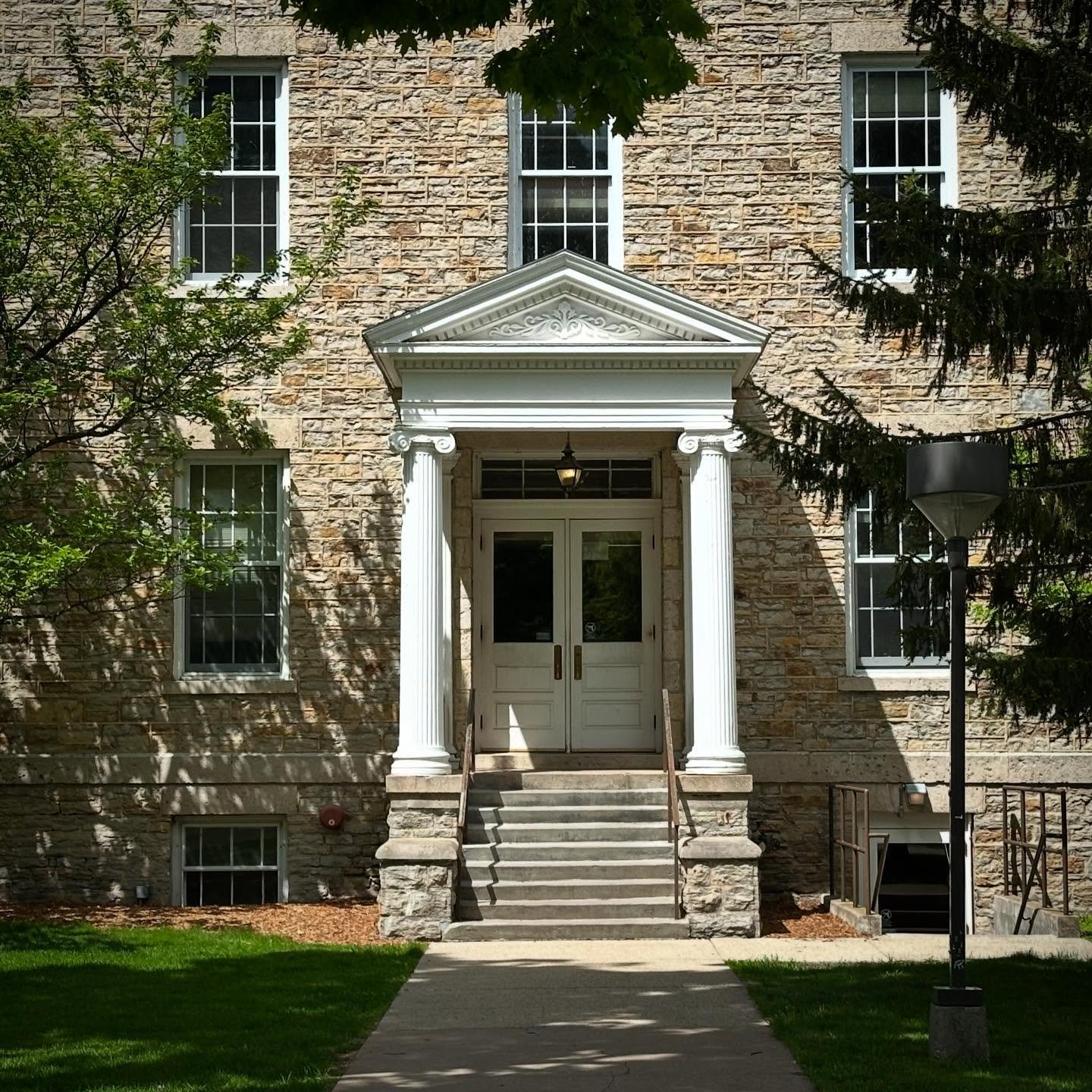 100% liberal arts