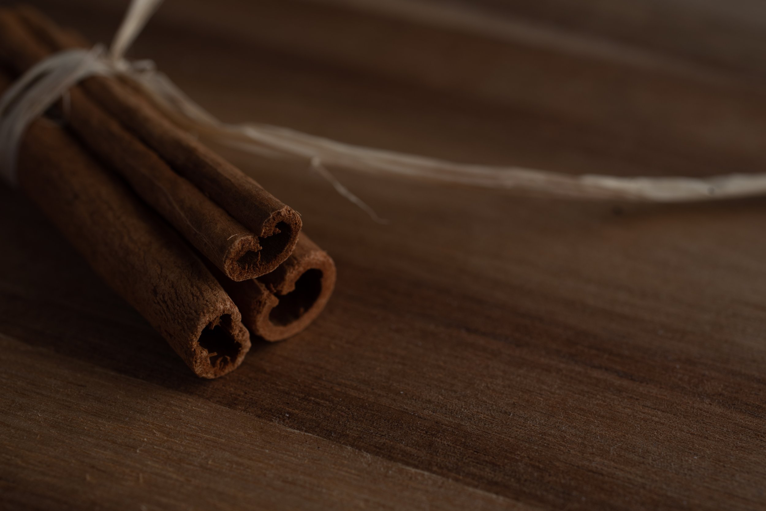 Cinnamon sticks, Food photography