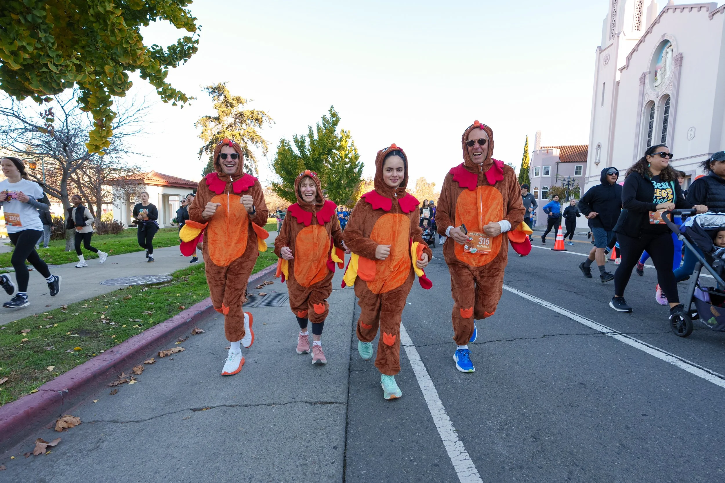 20241128_Oakland_Turkey_Trot_104_JL.jpg