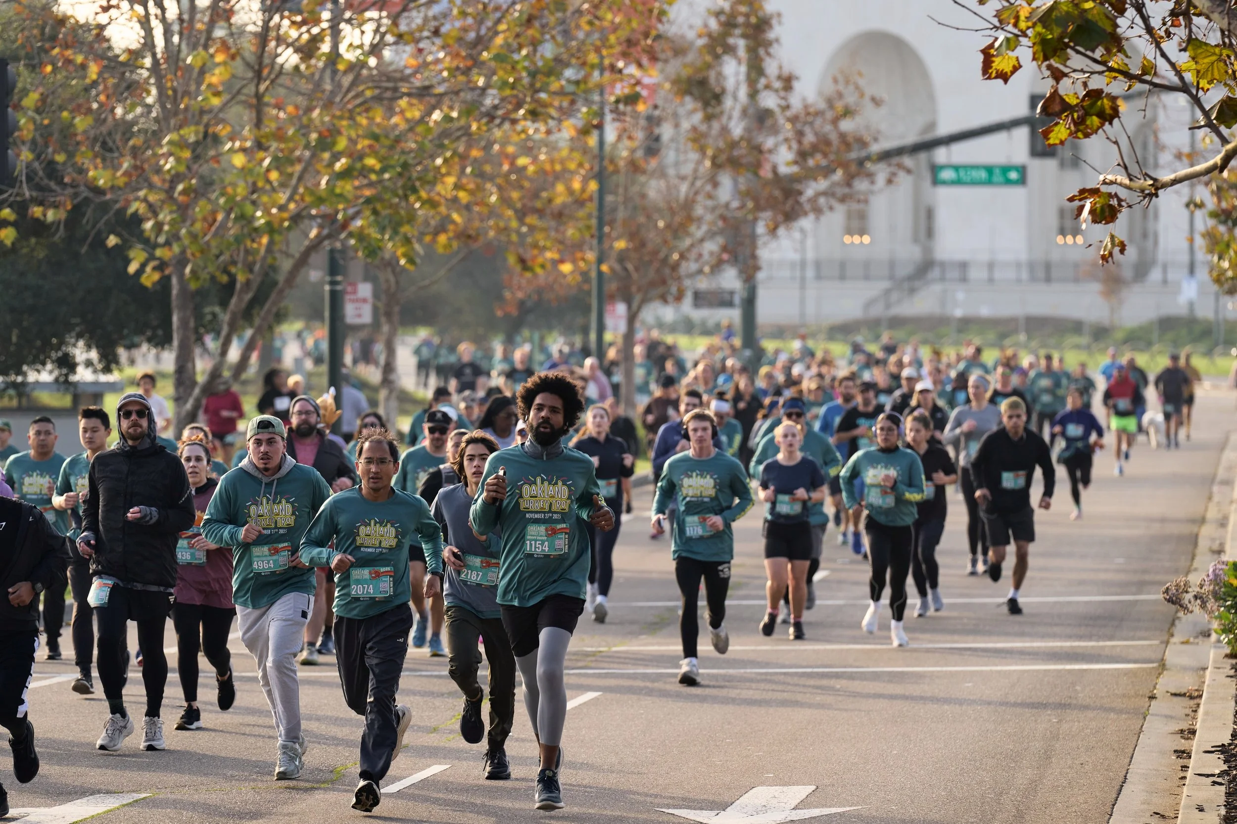 Your Thanksgiving plans aren&rsquo;t the only thing filling up. 🦃🍽️ 

Prices increase Sunday, October 4 at midnight. Sign up now for a 5K, all-new 10K or Kids Race and join The Town at the start line for the 10th annual Oakland Turkey Trot.