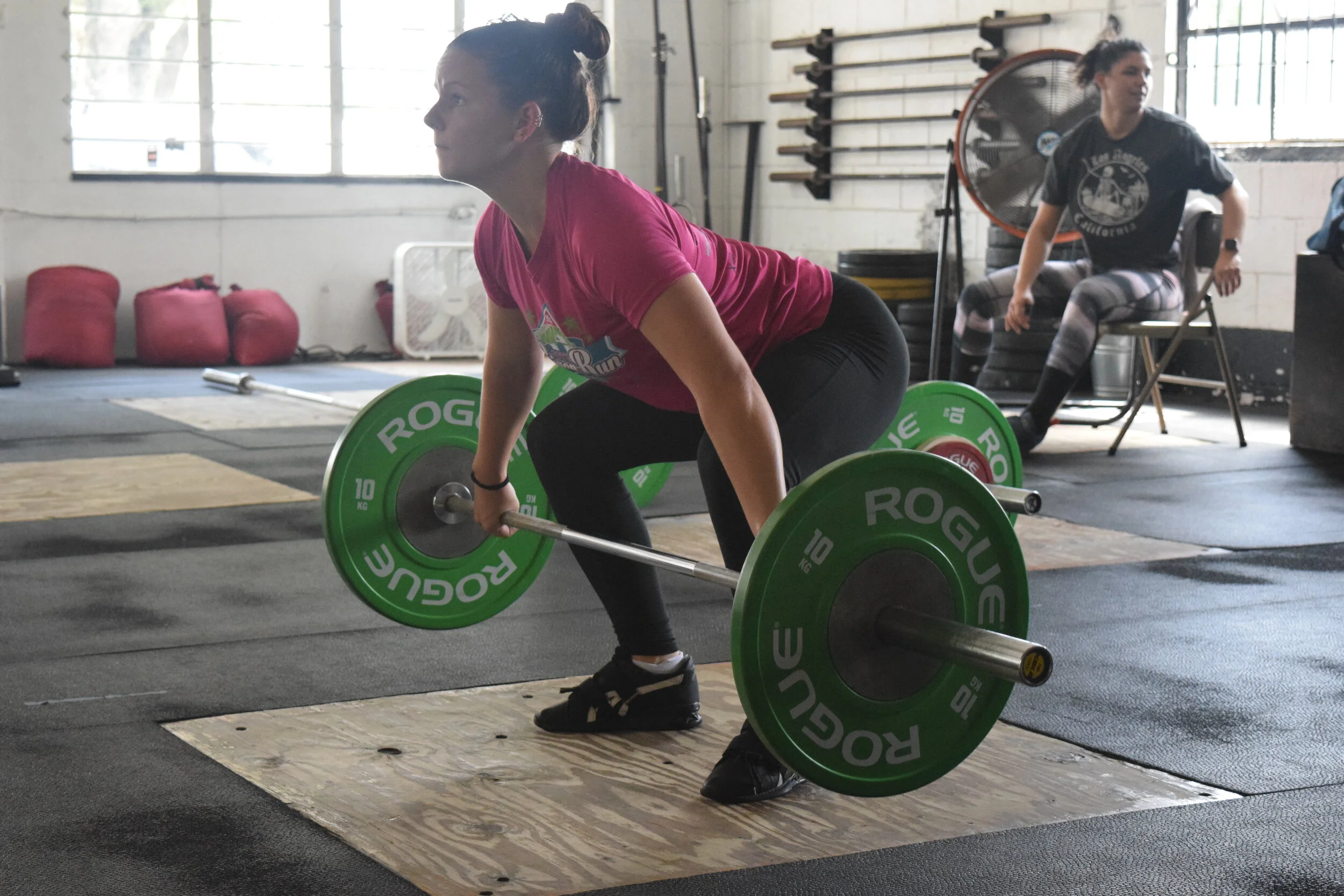 weightlifting-Gator-women-snatch-clean-jerk