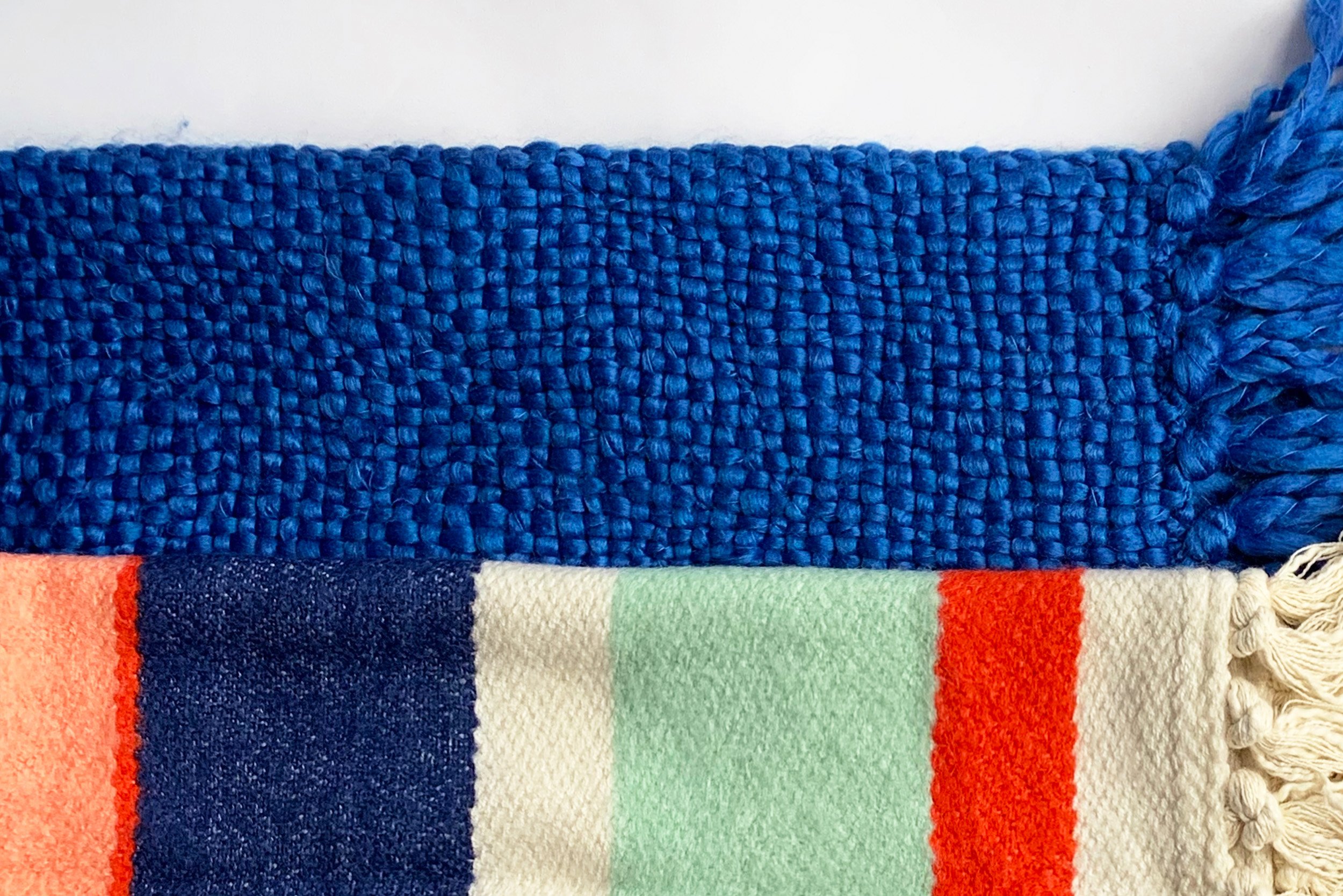 Joo_NOTE_DECOR_ThrowBlankets_R00.jpg