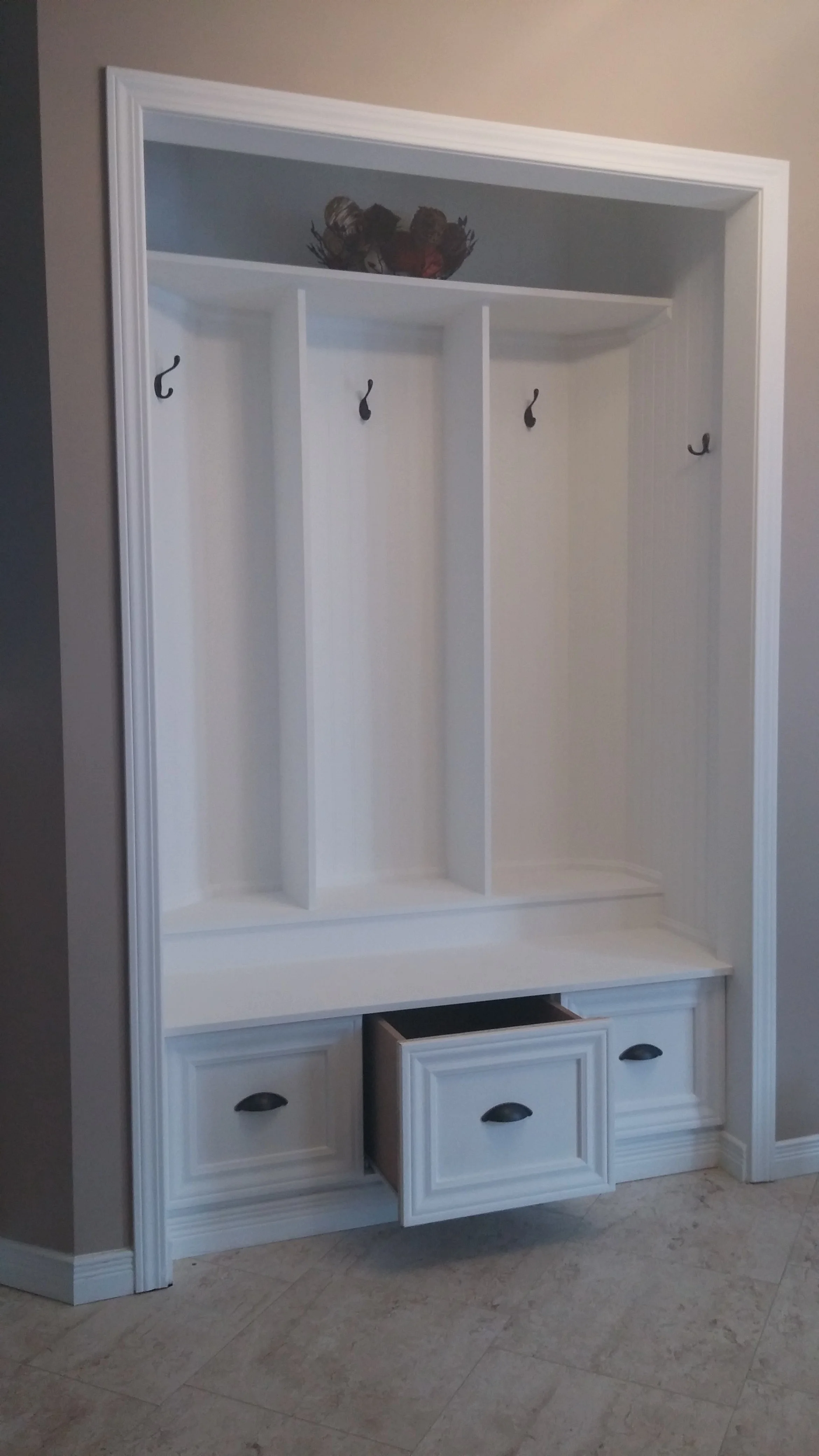 Custom 3-drawer foyer closet