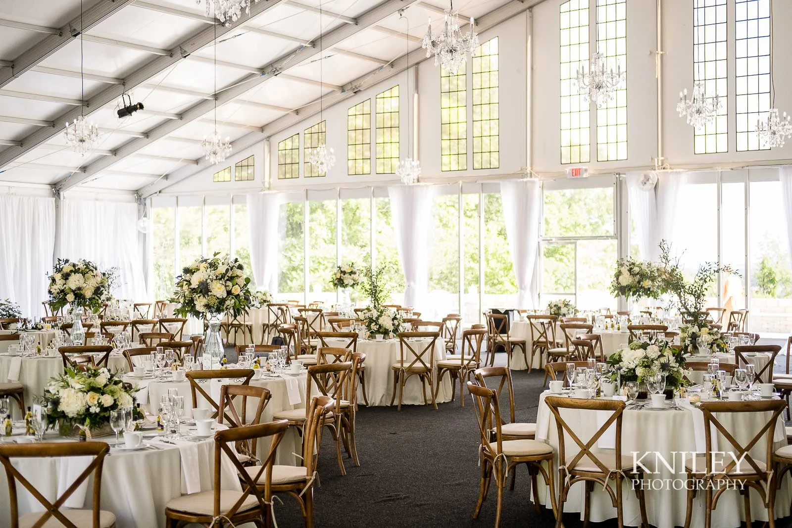 51-Elegant-Woodcliff-Hotel-Wedding-Photography-Rochester-NY.jpg