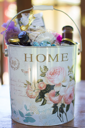 Gift Bucket