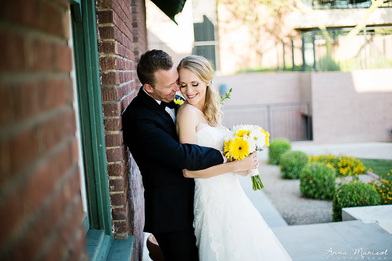 Alexandra & Matthew - Phoenix Rooftop Wedding