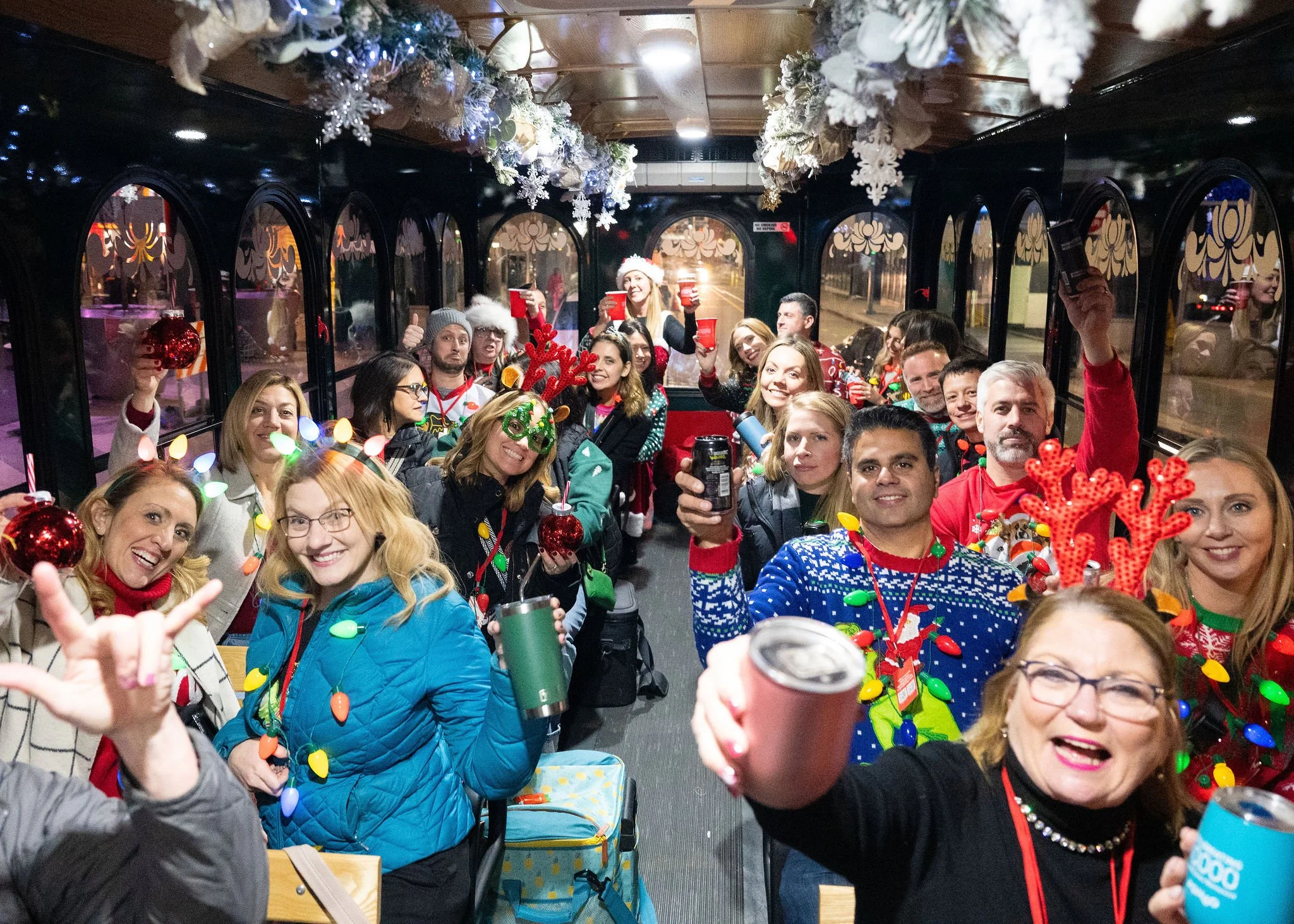 Pittsburgh Trolley Ride Pittsburgh Holiday Lights Trolley Tour | BYOB Festive Ride Through the ...