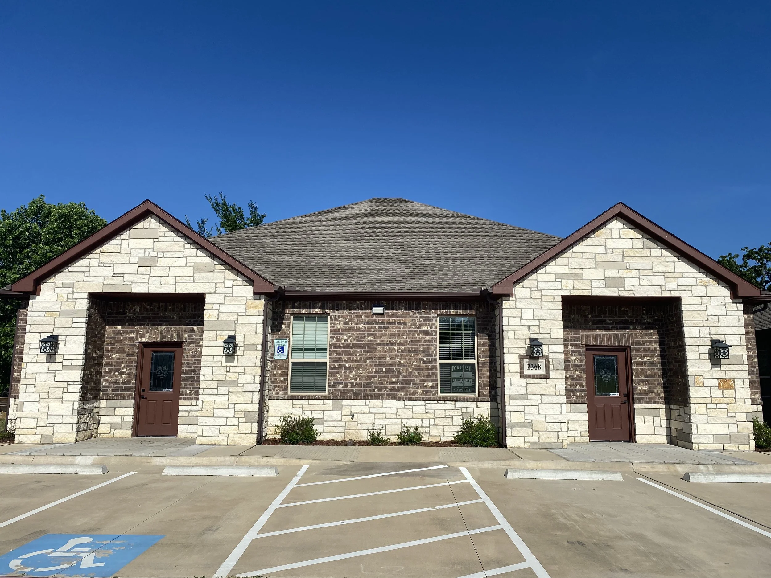 OFFICE BUILDING FOR SALE - 2368 S Uecker Lane, Lewisville, TX 75067