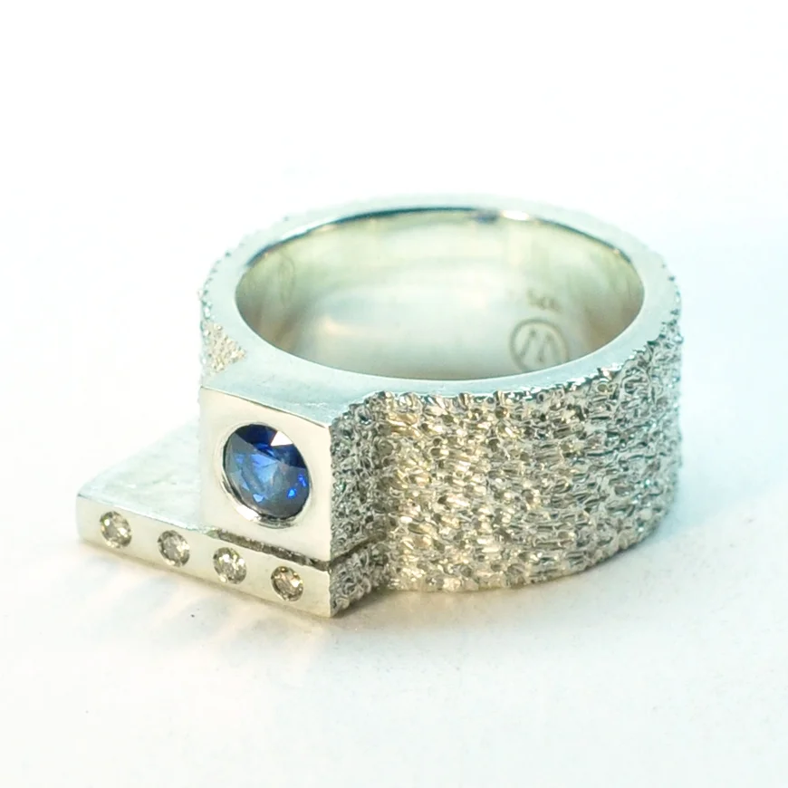 cubic_artefact_ring_Welfe_Kelly_thompson_fashion_illustrator_blog_illustration.jpg