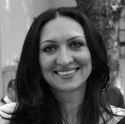 This article is from our lovely contributor, Author Tracey Clayton , Thanks Tracey! 