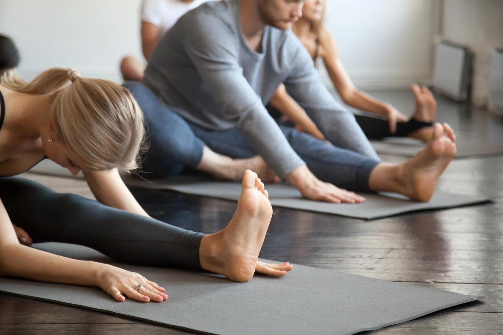 Ashtonga-yoga-186737.jpg