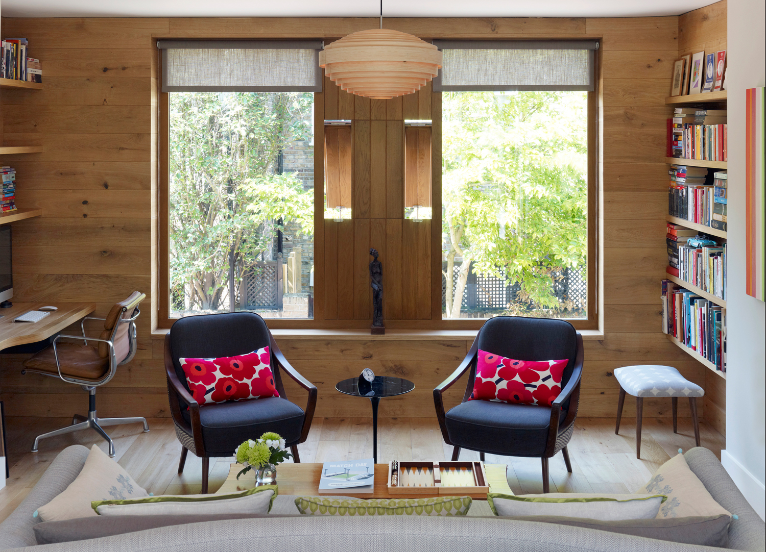 Jill Scholes Interior design, mews house sitting room view towards windows