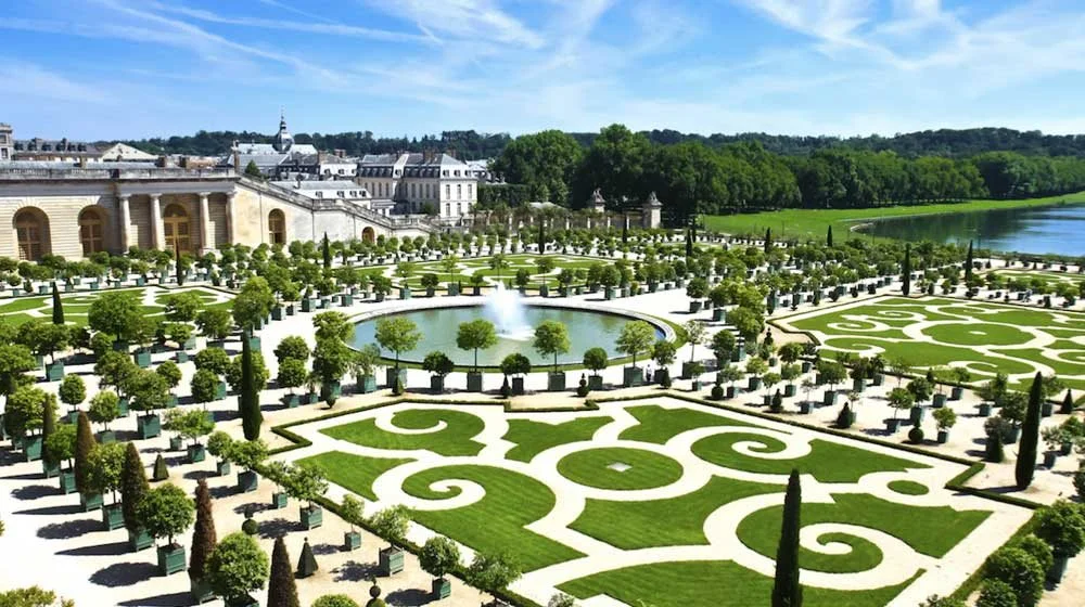 versailles1.jpg