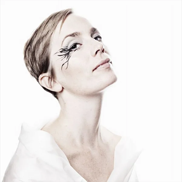 Jess Goyder by Iona Hodgson 2- Arts La'OlamSq.jpg