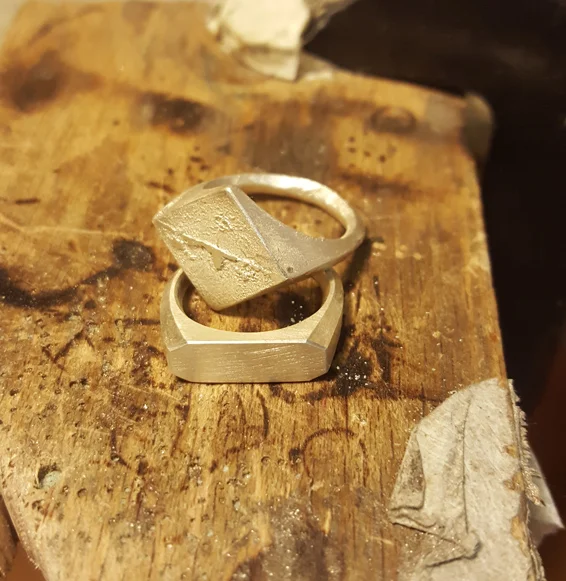 silver signit rings.jpg