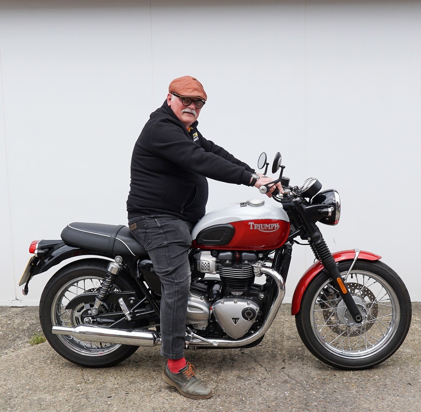 Chris, the owner of Lakenham Creamery, is participating in The Distinguished Gentleman&rsquo;s Ride on Sunday 19th May 2024. 

Comment from Chris:

On Sunday the 19th of May 2024, I&rsquo;m riding in The Distinguished Gentleman&rsquo;s Ride with fell
