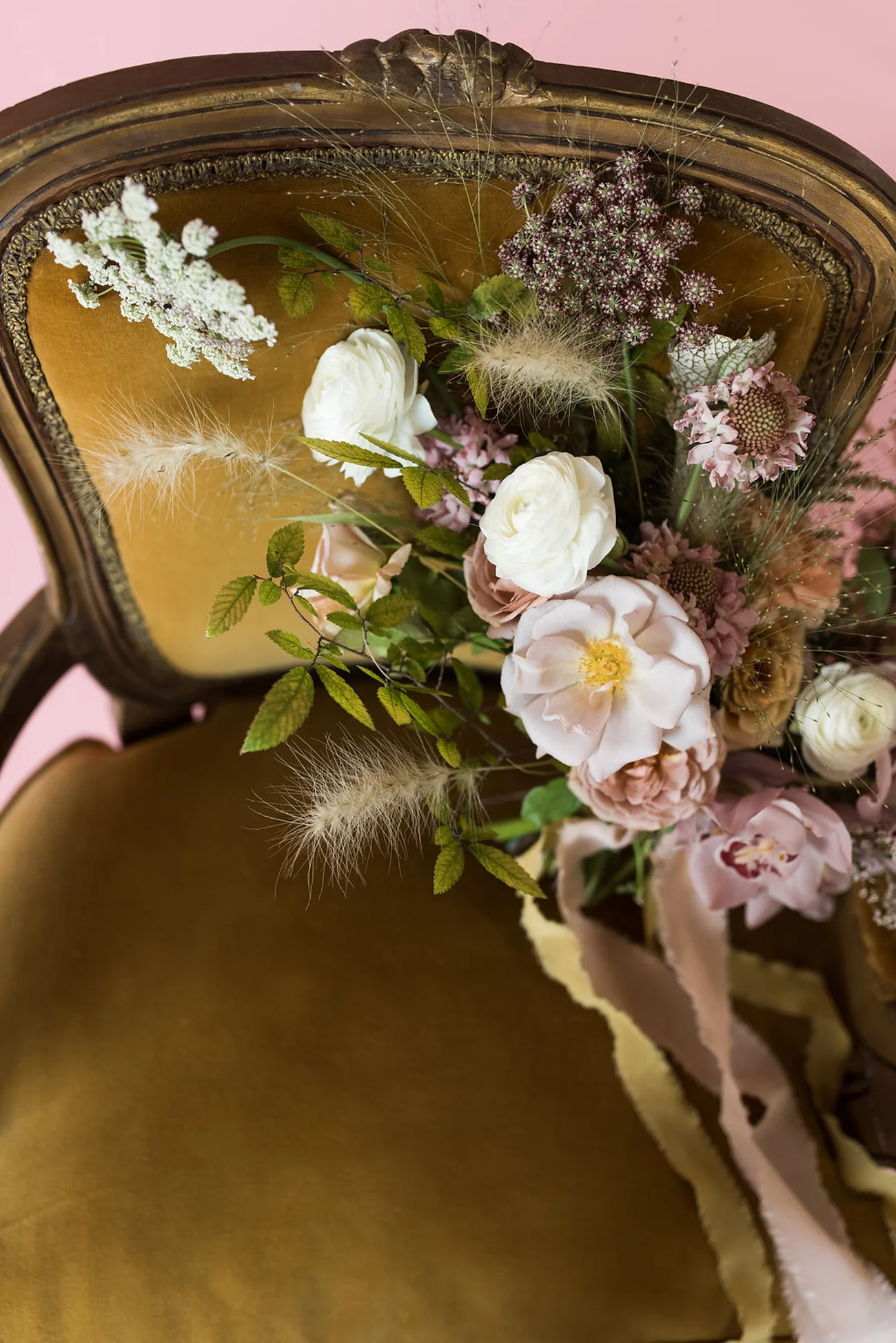 la-vintage-rentals-tulsa-ok-anthousai-floral-design-03.jpg